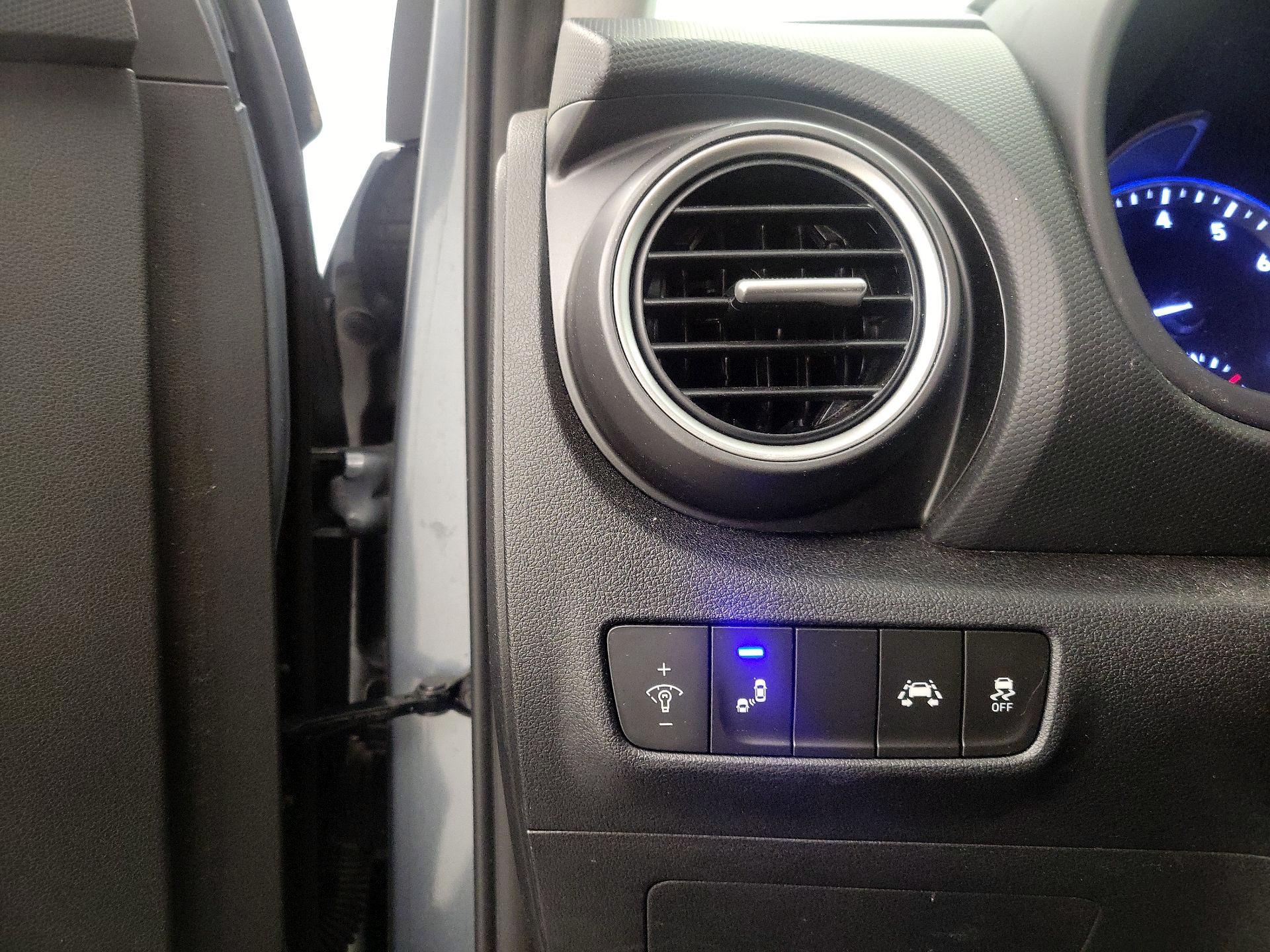 Thumbnail: 2020 Hyundai Kona - 13