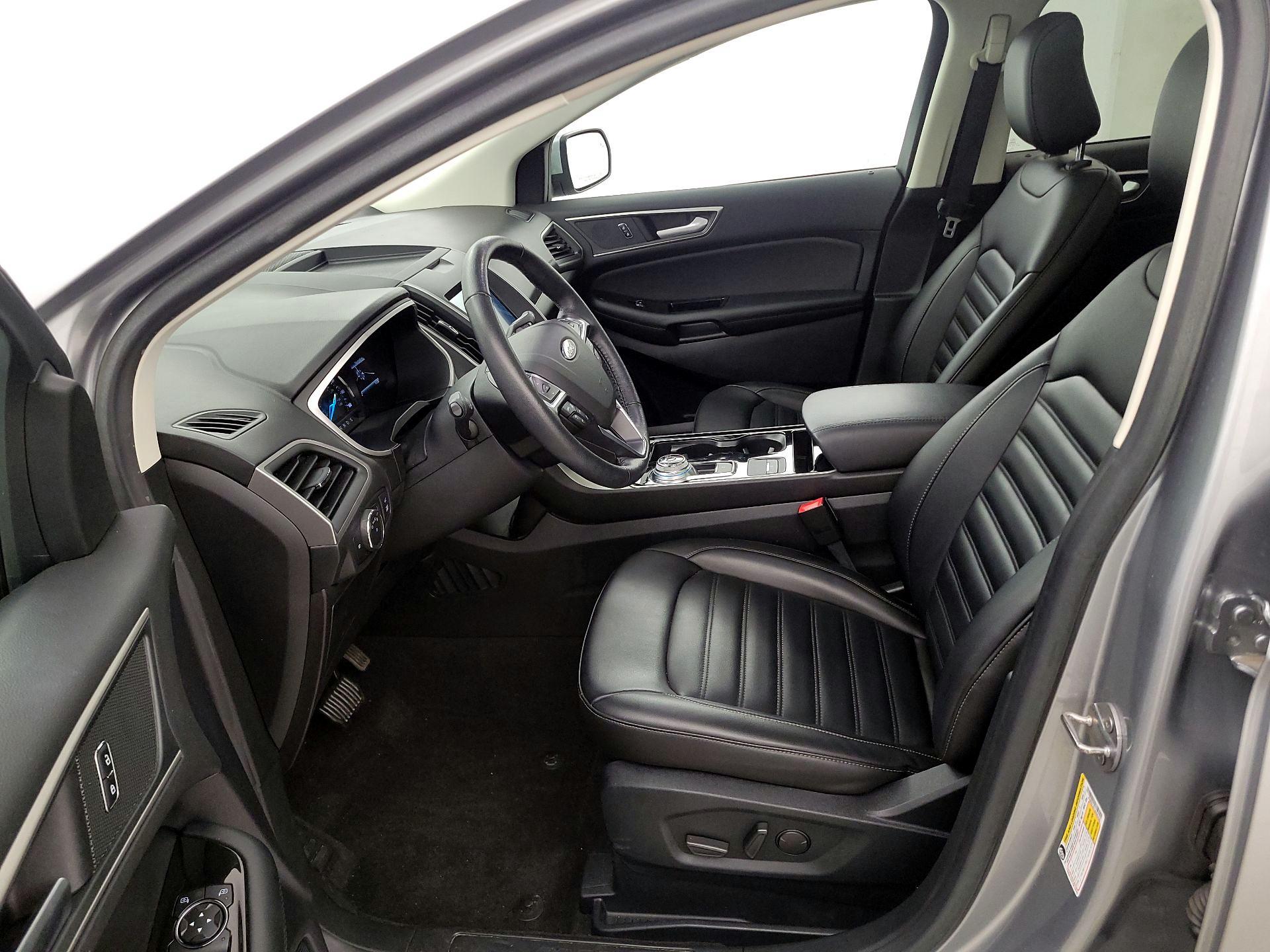 Thumbnail: 2020 Ford Edge - 11