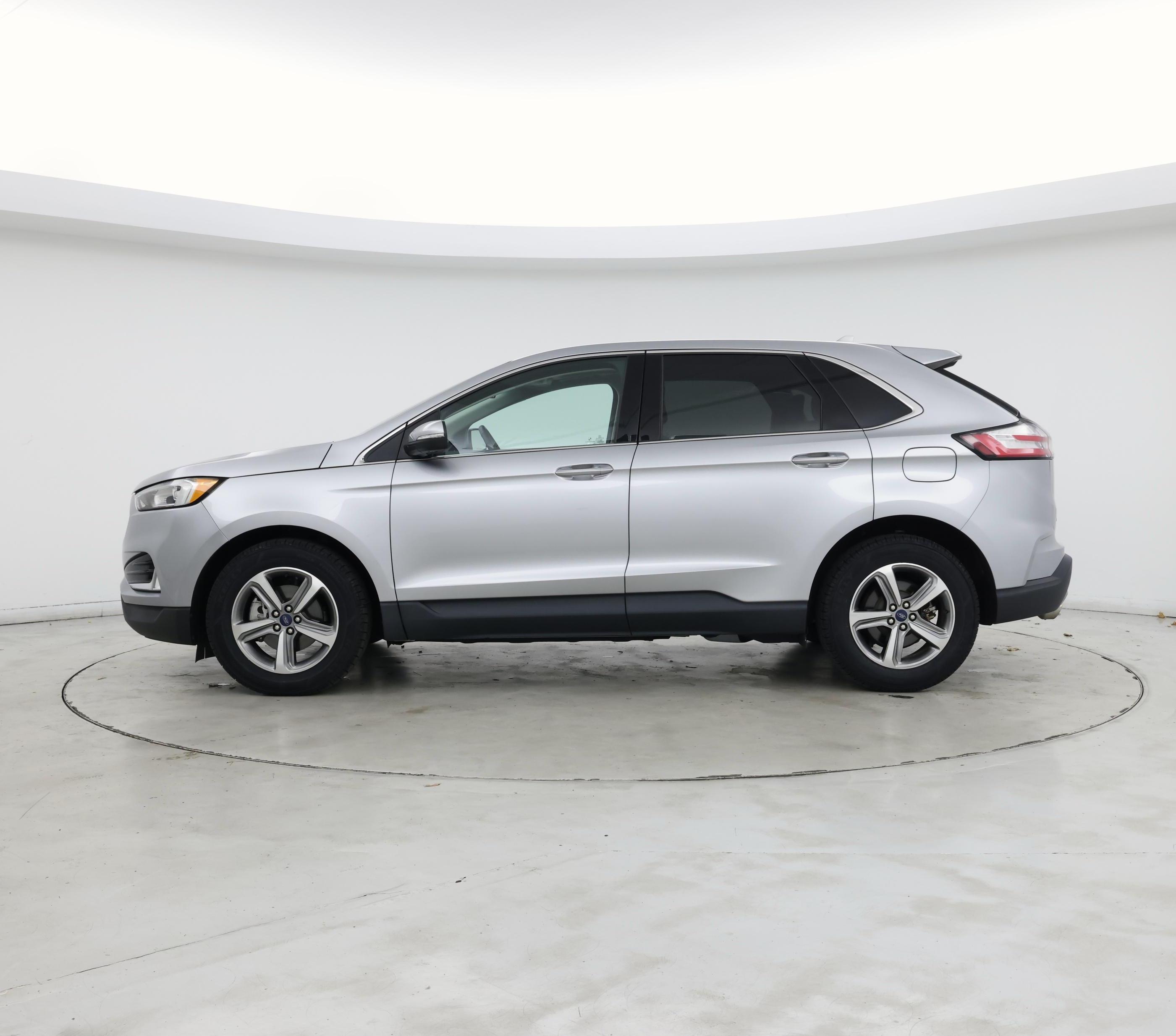 Thumbnail: 2020 Ford Edge - 3
