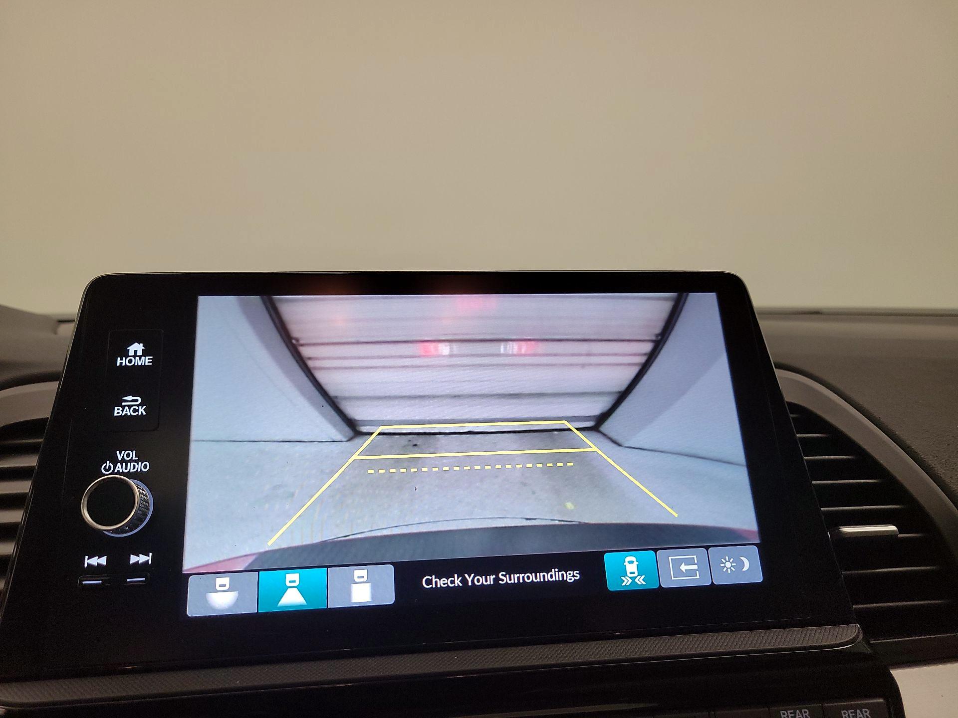 Thumbnail: 2025 Honda Odyssey - 14