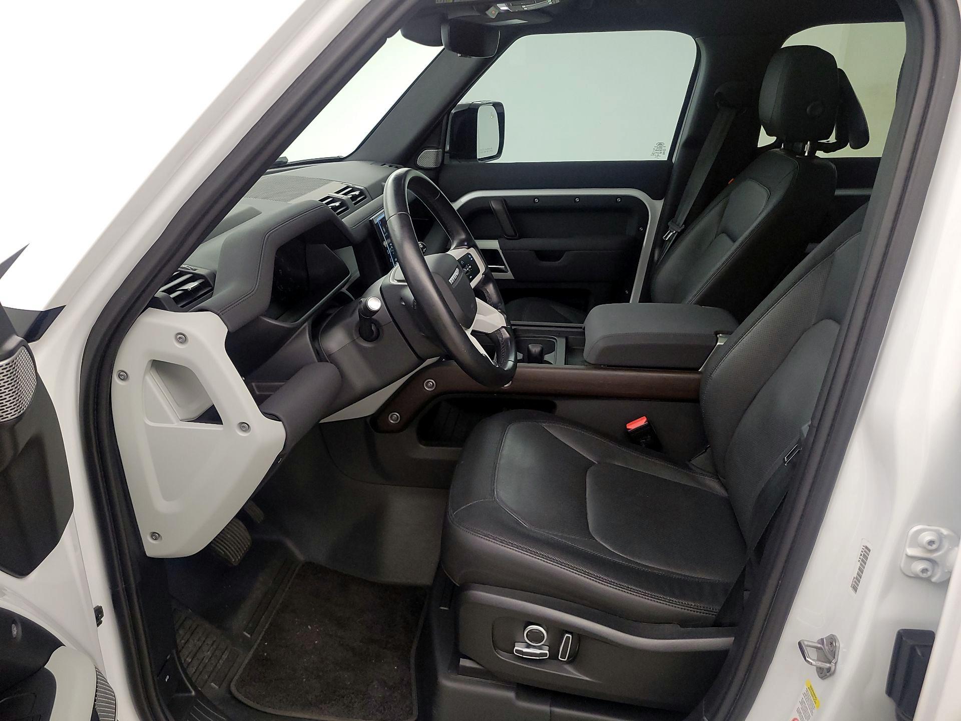 Thumbnail: 2023 Land Rover Defender - 11