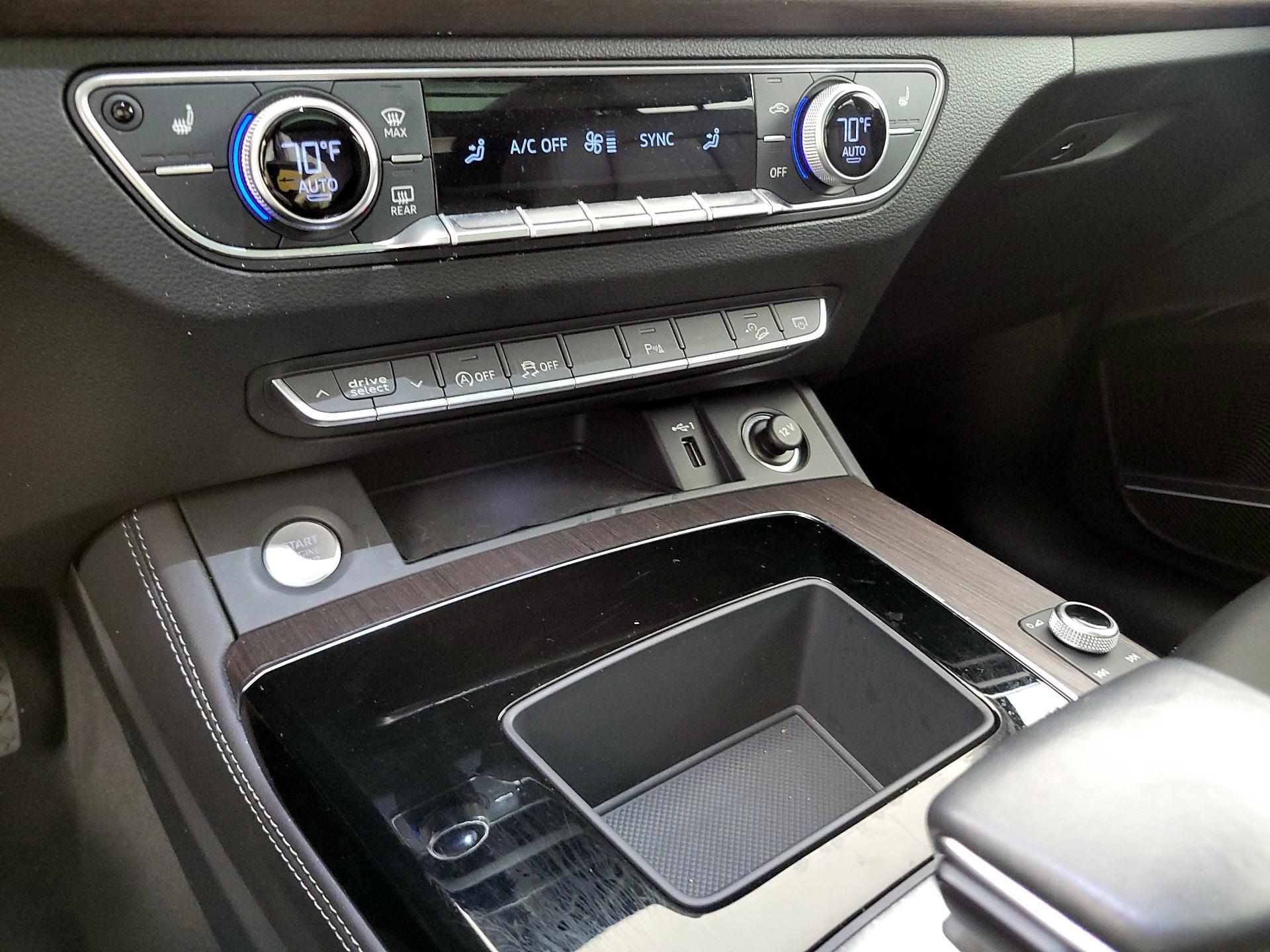 Thumbnail: 2021 Audi Q5 - 16