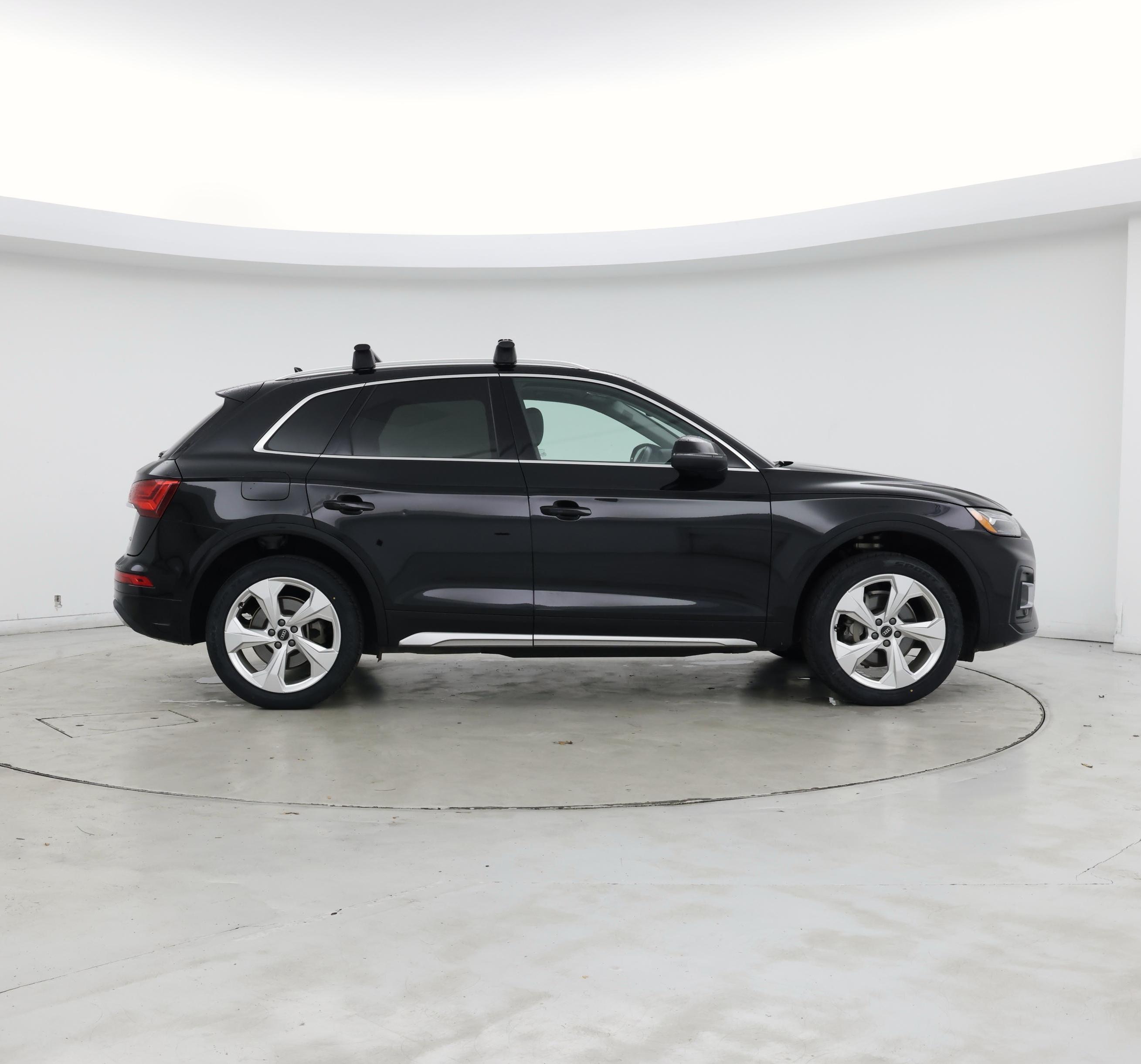 Thumbnail: 2021 Audi Q5 - 7