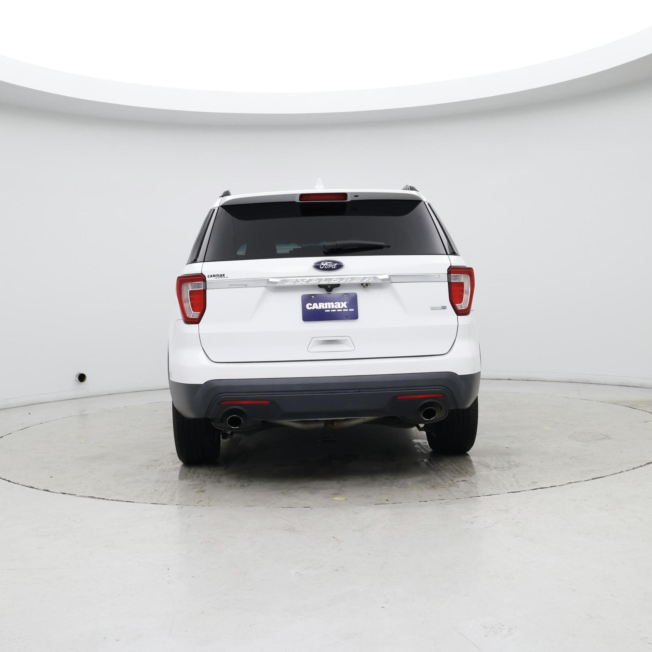 Thumbnail: 2016 Ford Explorer - 6