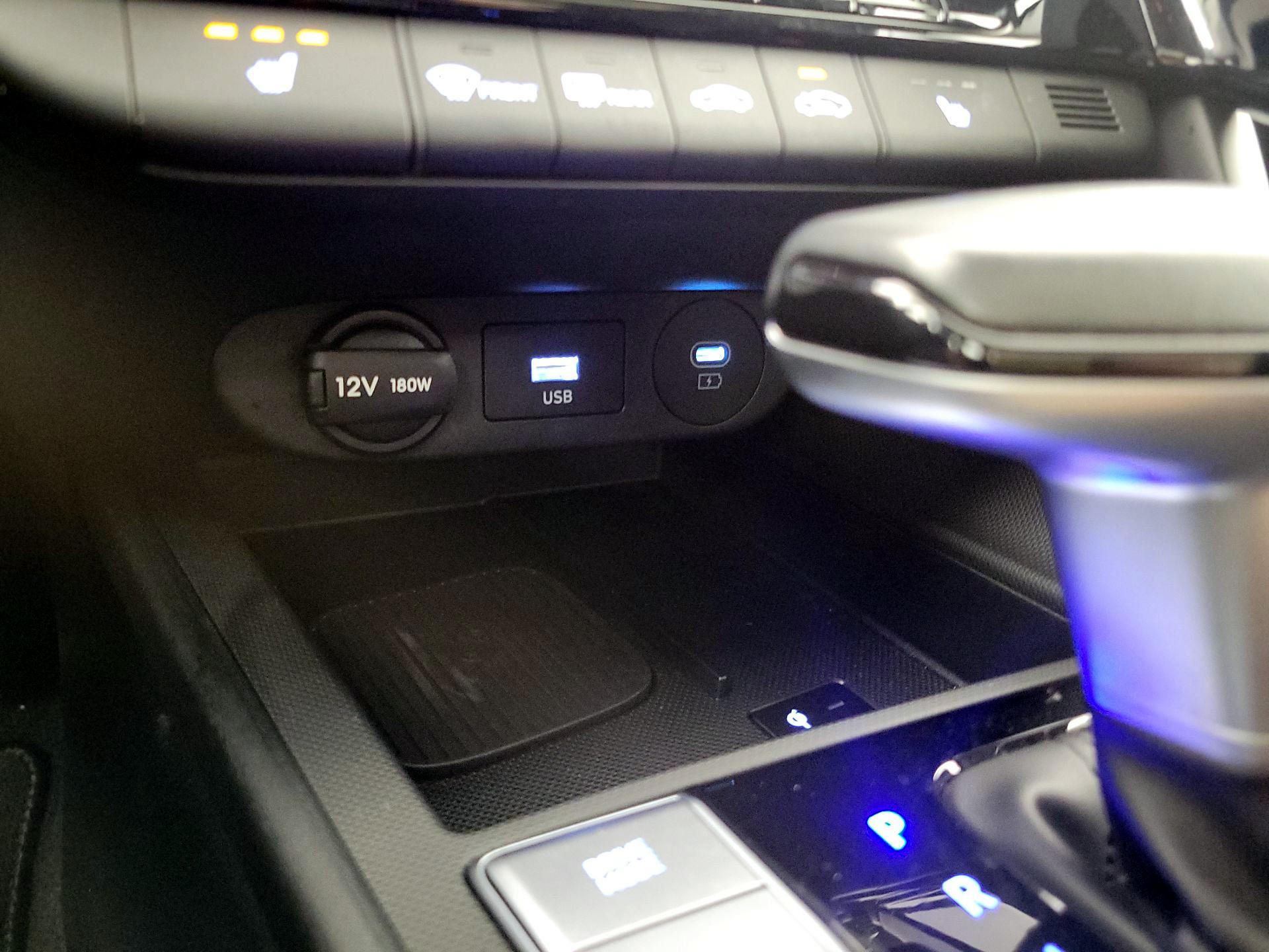 Thumbnail: 2024 Hyundai Elantra - 19