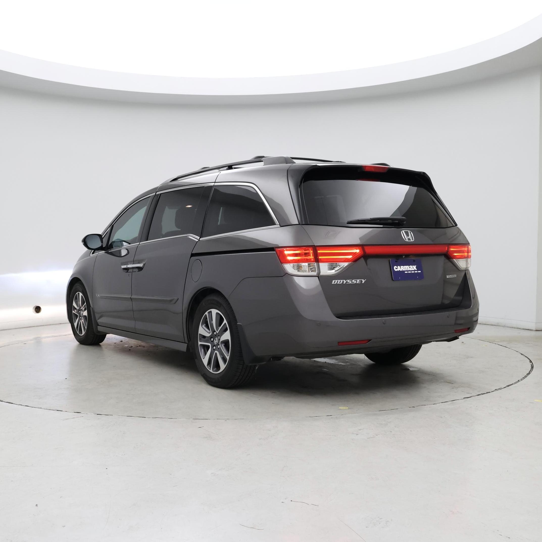 Thumbnail: 2015 Honda Odyssey - 2