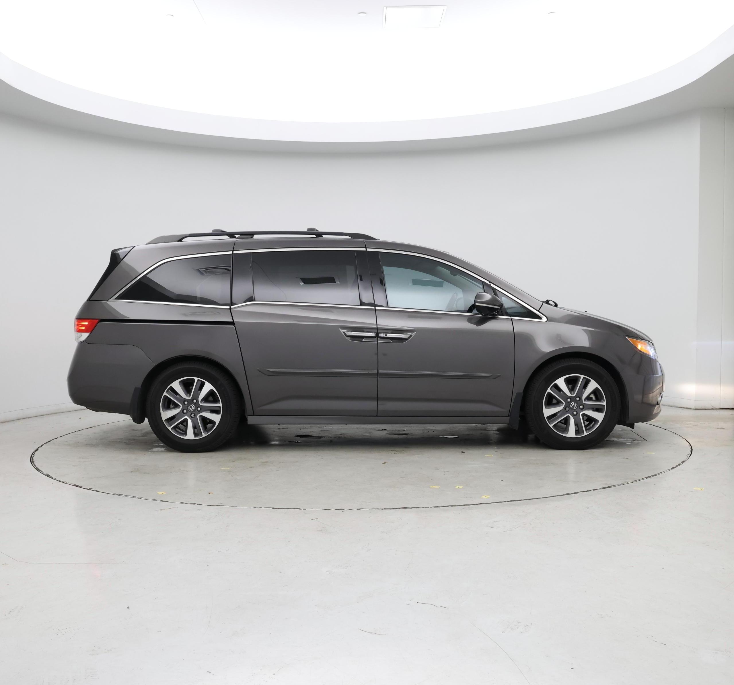 Thumbnail: 2015 Honda Odyssey - 7