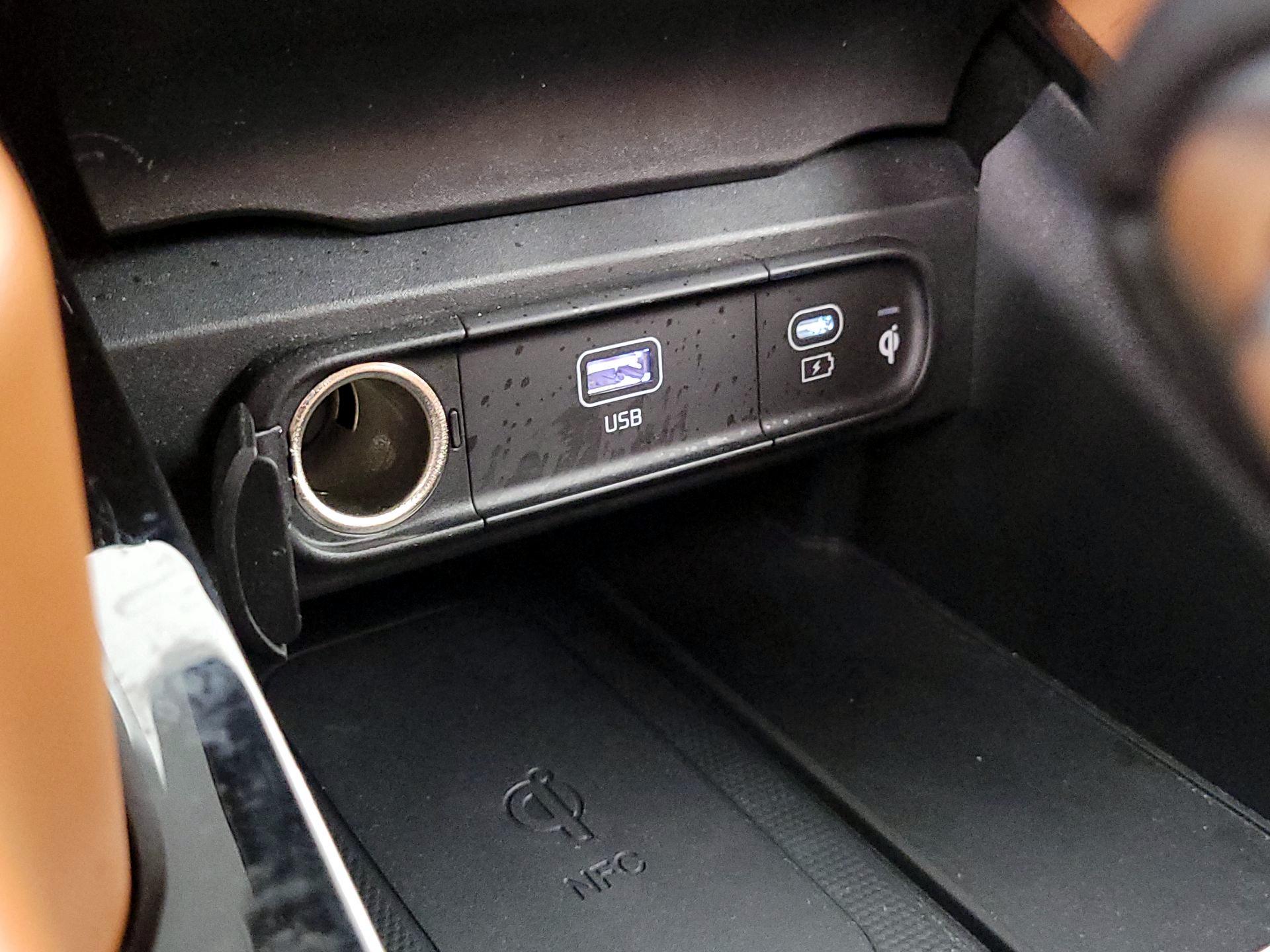 Thumbnail: 2024 Kia Telluride - 18