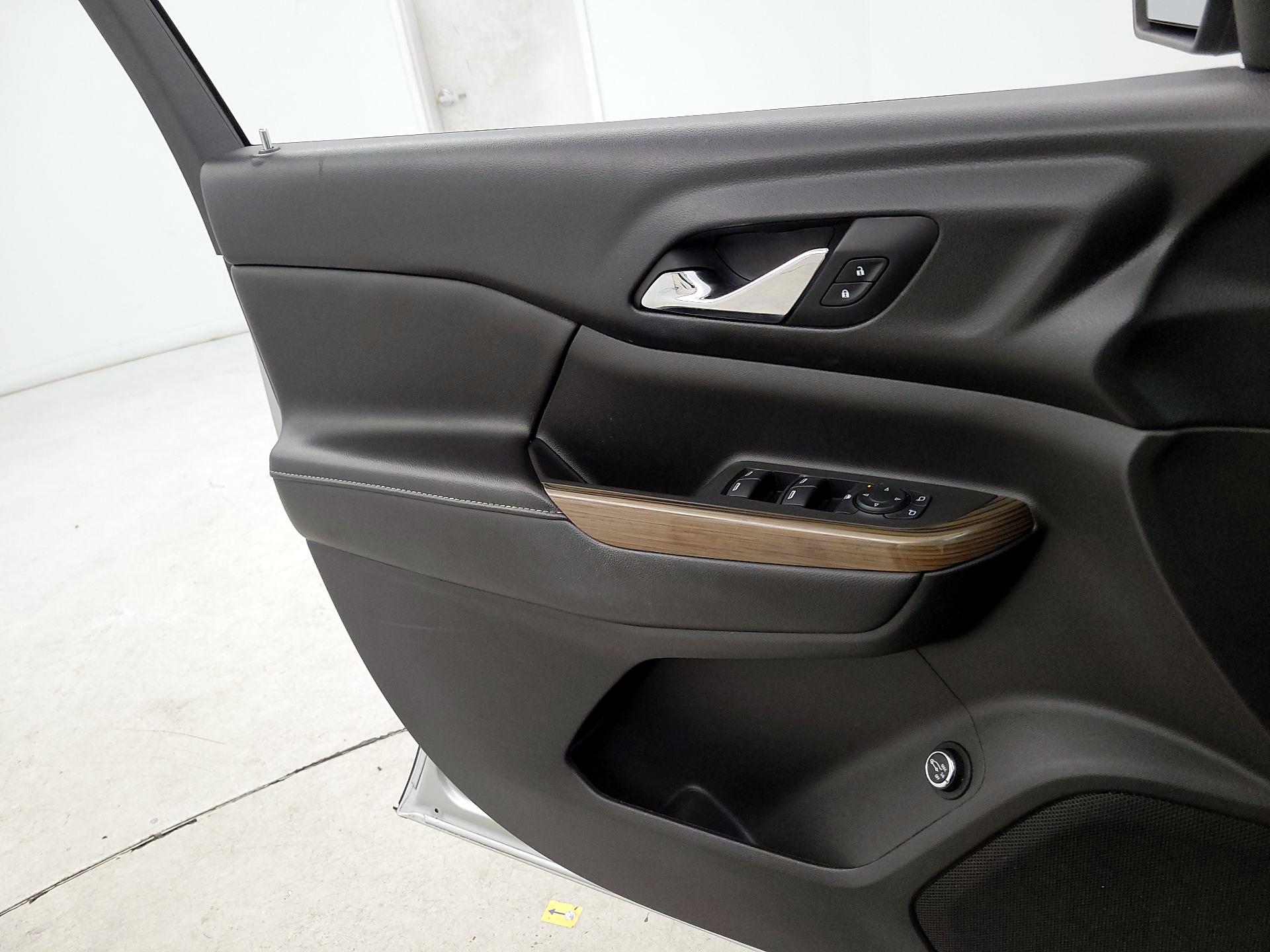 Thumbnail: 2018 GMC Acadia - 12