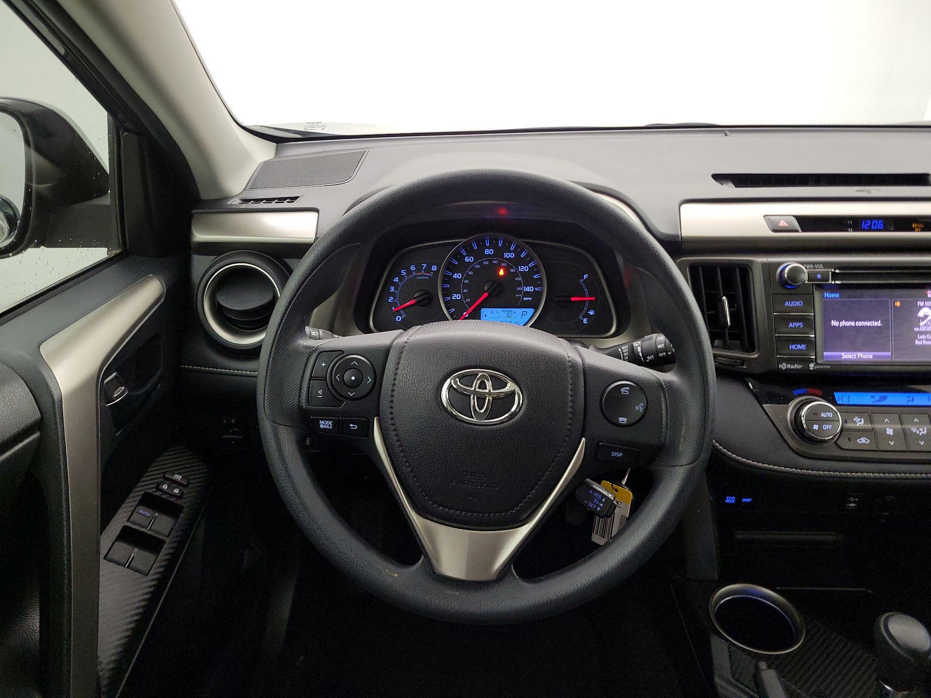 Thumbnail: 2014 Toyota RAV4 - 10