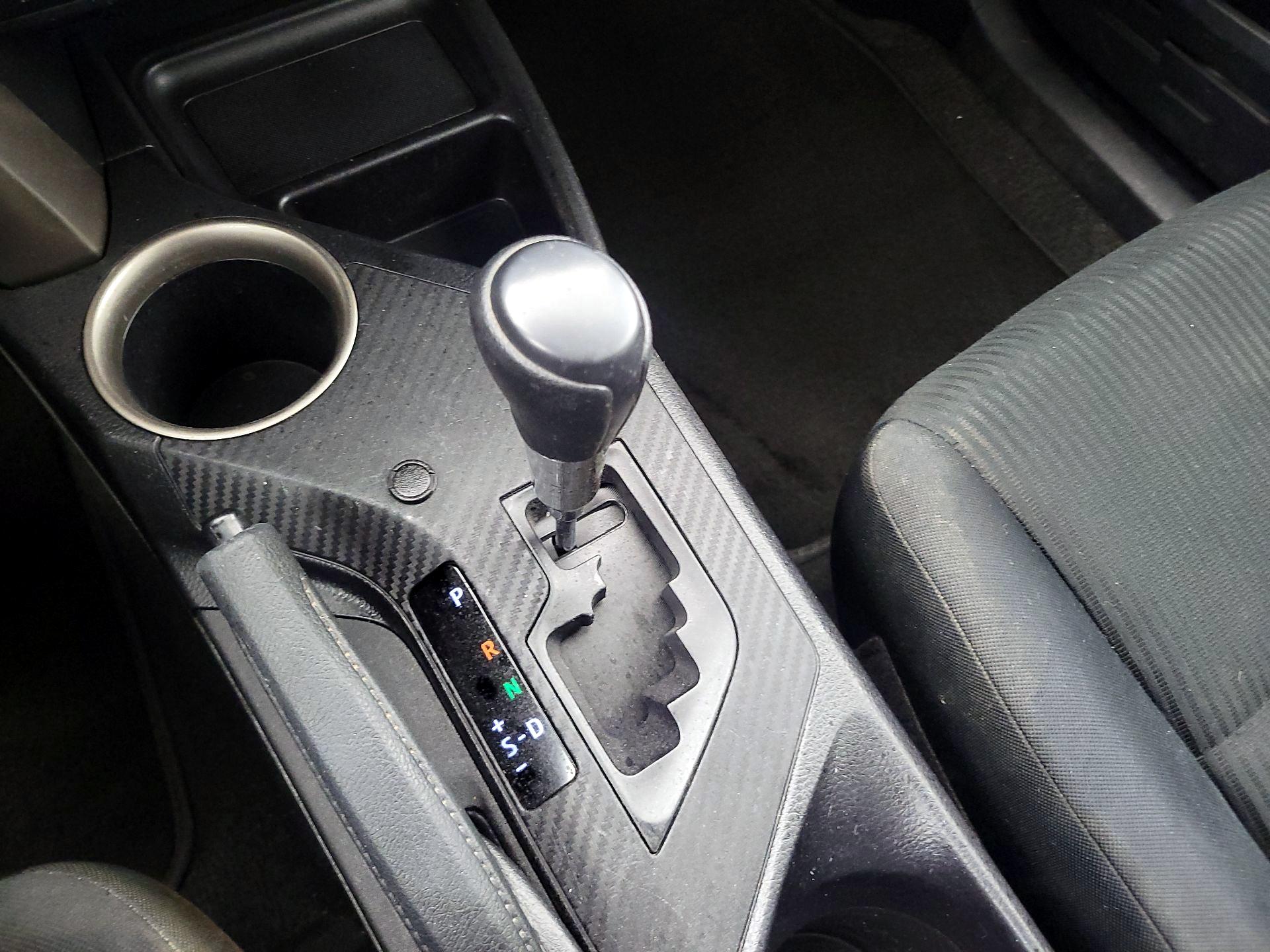 Thumbnail: 2014 Toyota RAV4 - 17