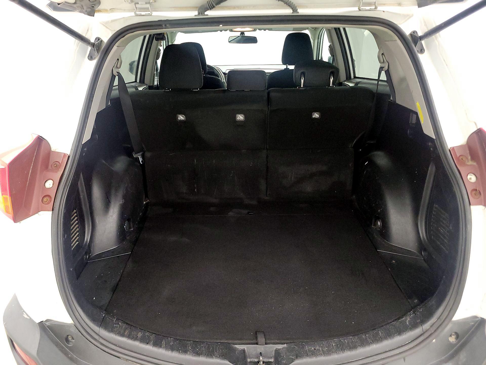 Thumbnail: 2014 Toyota RAV4 - 20