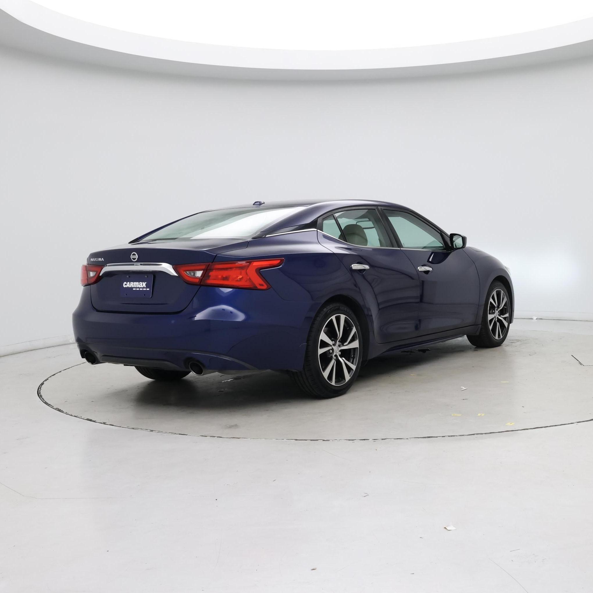 Thumbnail: 2017 Nissan Maxima - 8