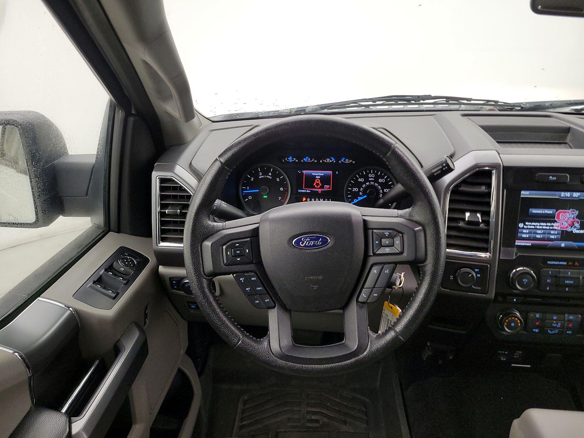 Thumbnail: 2015 Ford F-150 - 10