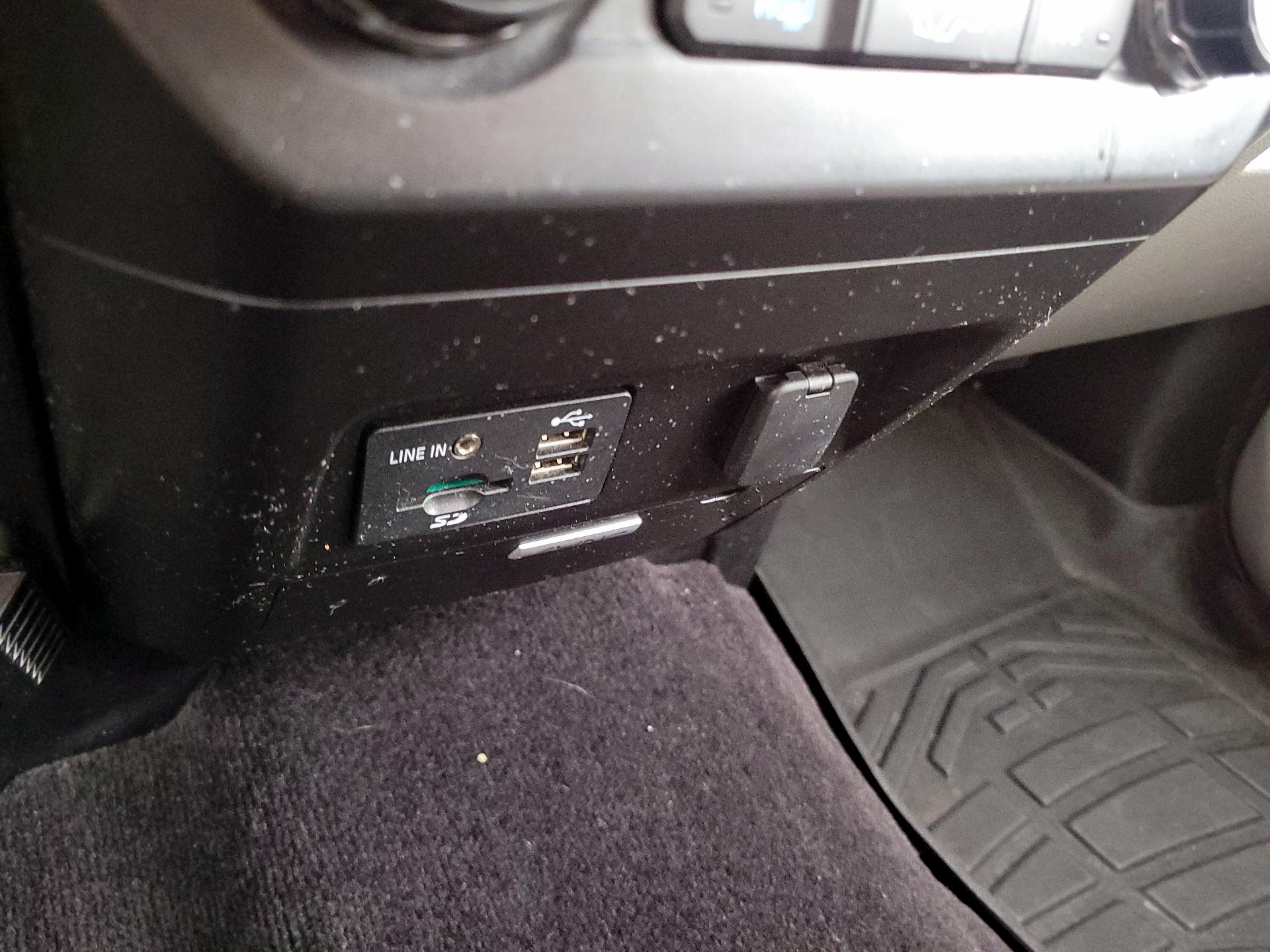 Thumbnail: 2015 Ford F-150 - 18