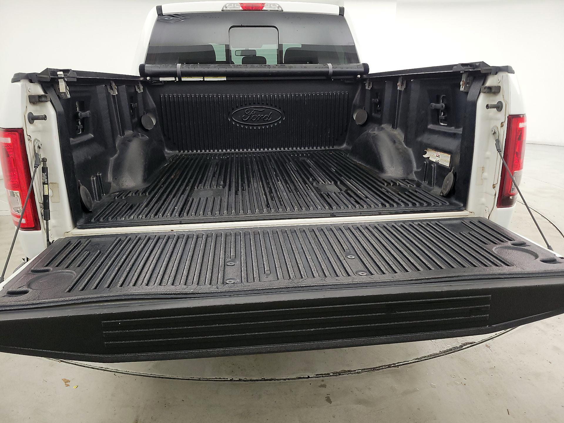 Thumbnail: 2015 Ford F-150 - 20