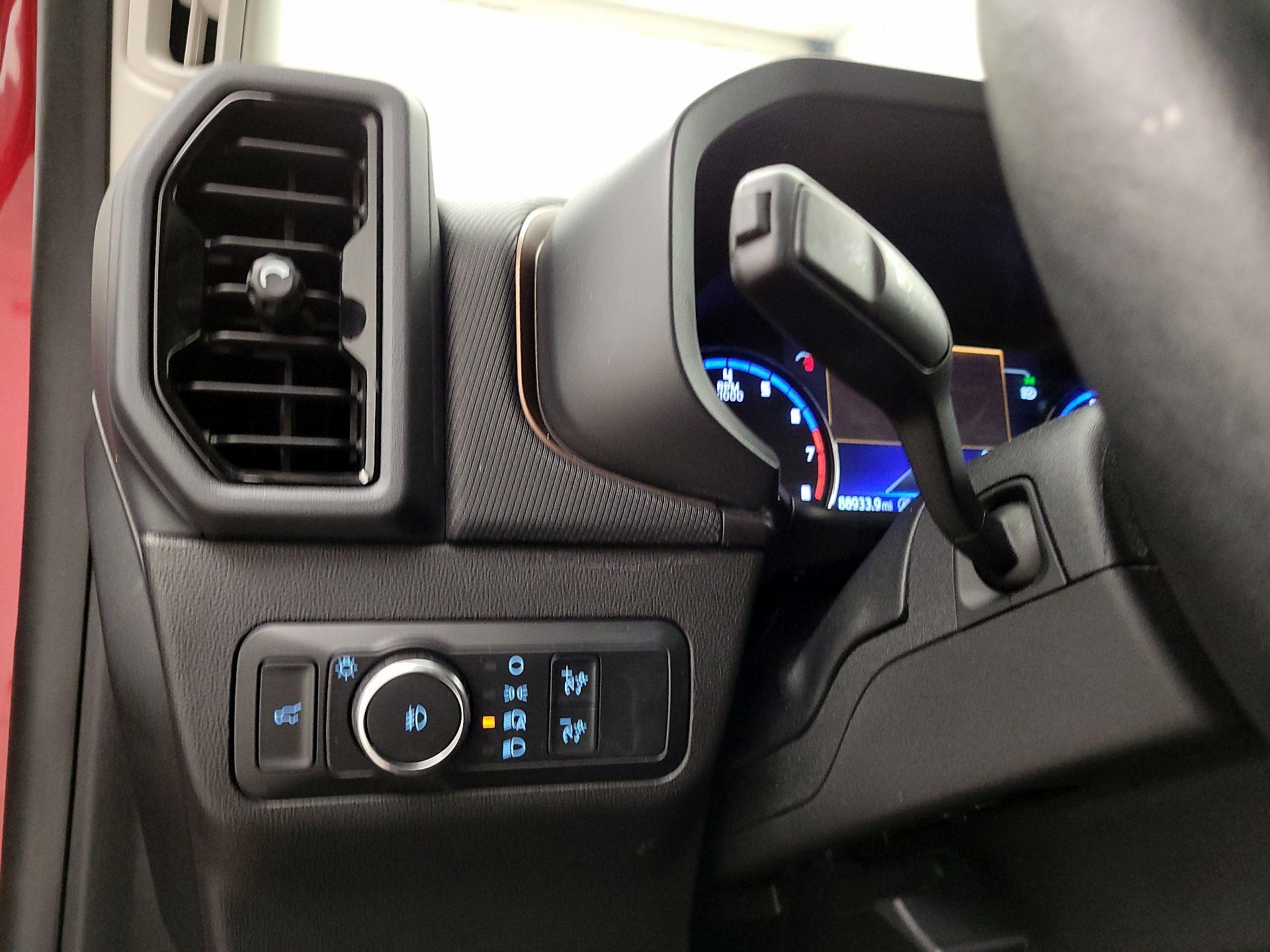 Thumbnail: 2021 Ford Bronco Sport - 13