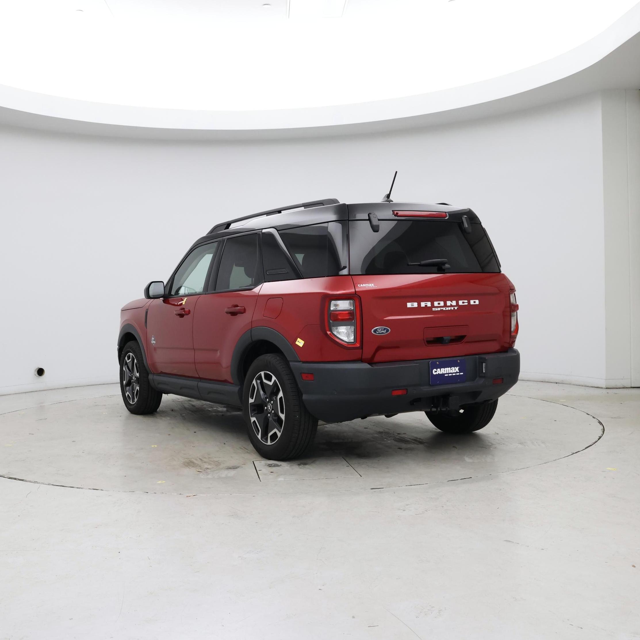 Thumbnail: 2021 Ford Bronco Sport - 2