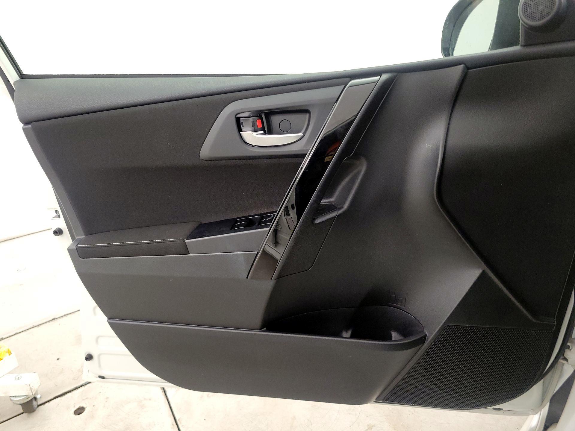 Thumbnail: 2016 Scion iM - 12