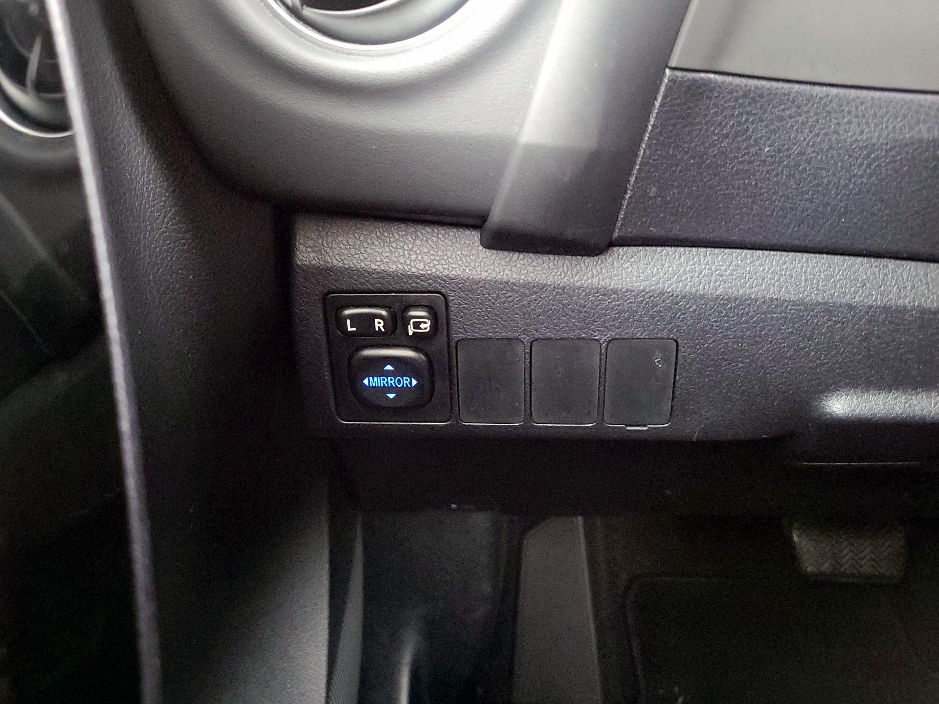 Thumbnail: 2016 Scion iM - 13