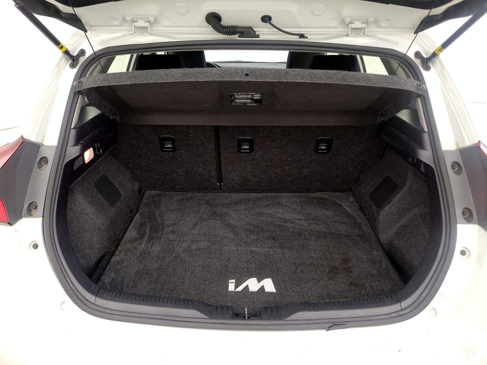 Thumbnail: 2016 Scion iM - 20