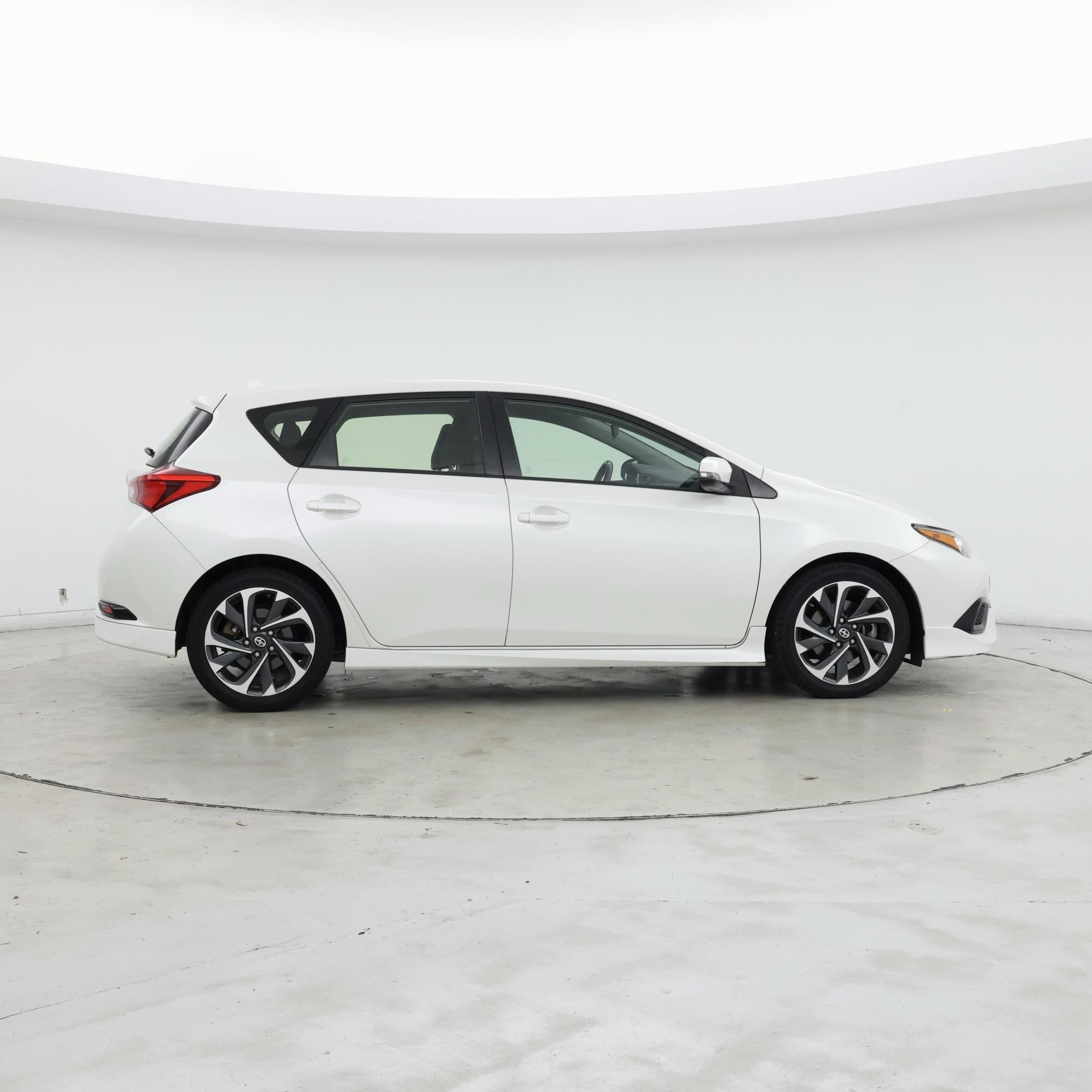 Thumbnail: 2016 Scion iM - 7