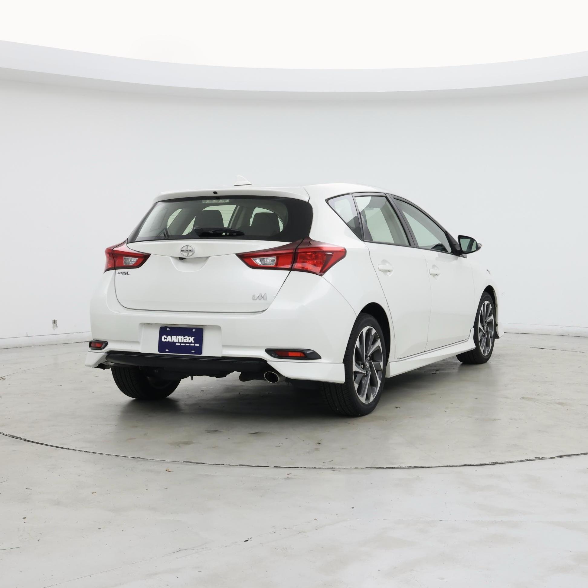 Thumbnail: 2016 Scion iM - 8