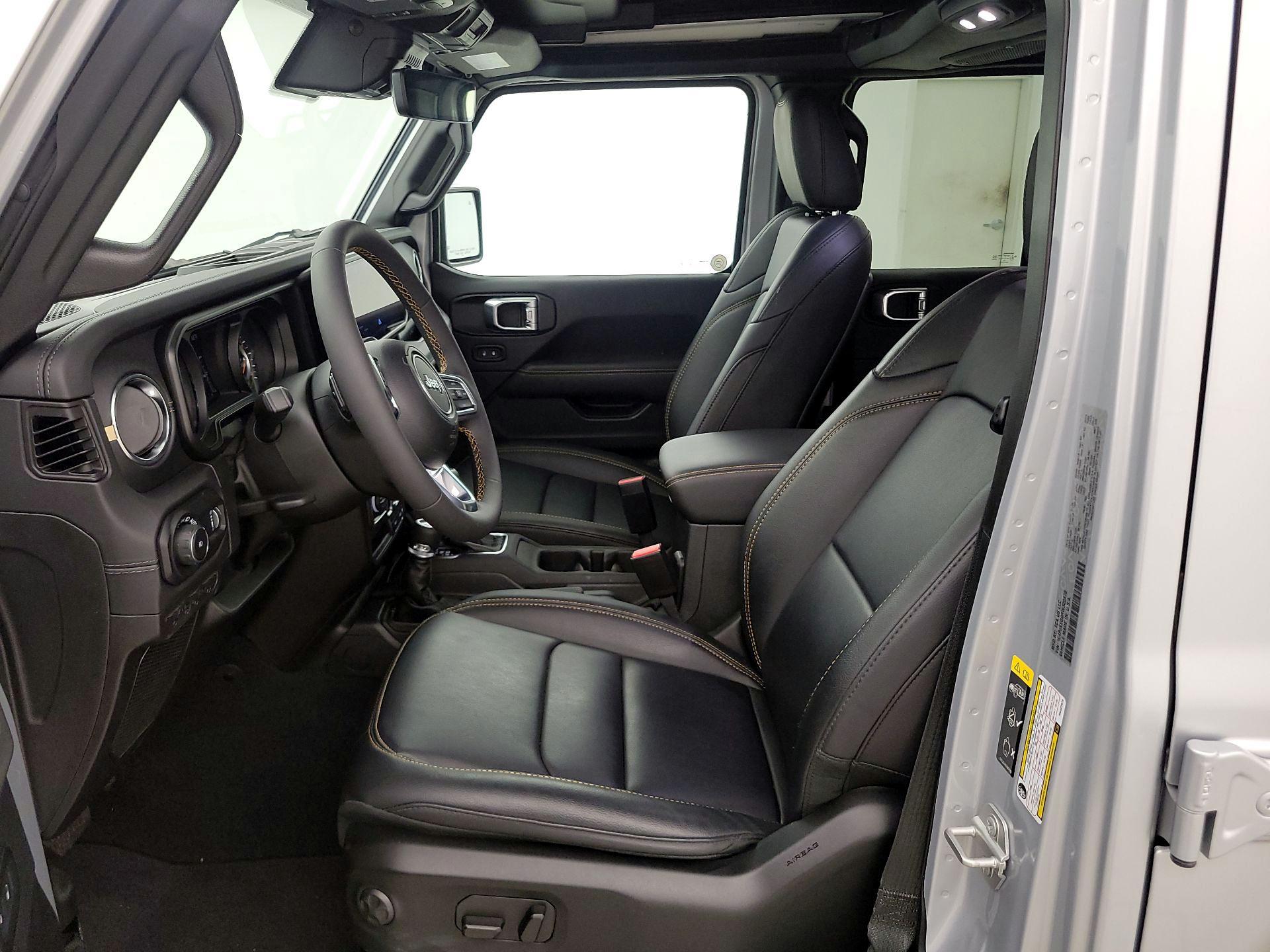 Thumbnail: 2024 Jeep Wrangler - 11