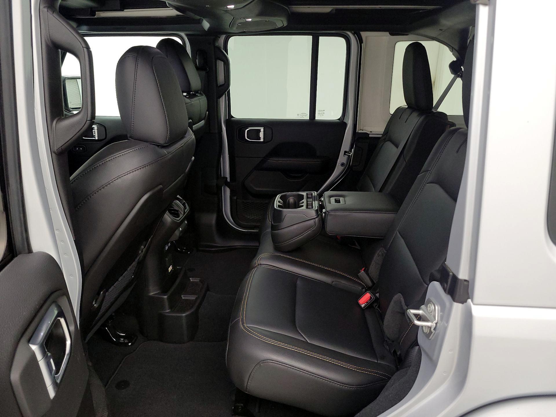 Thumbnail: 2024 Jeep Wrangler - 20