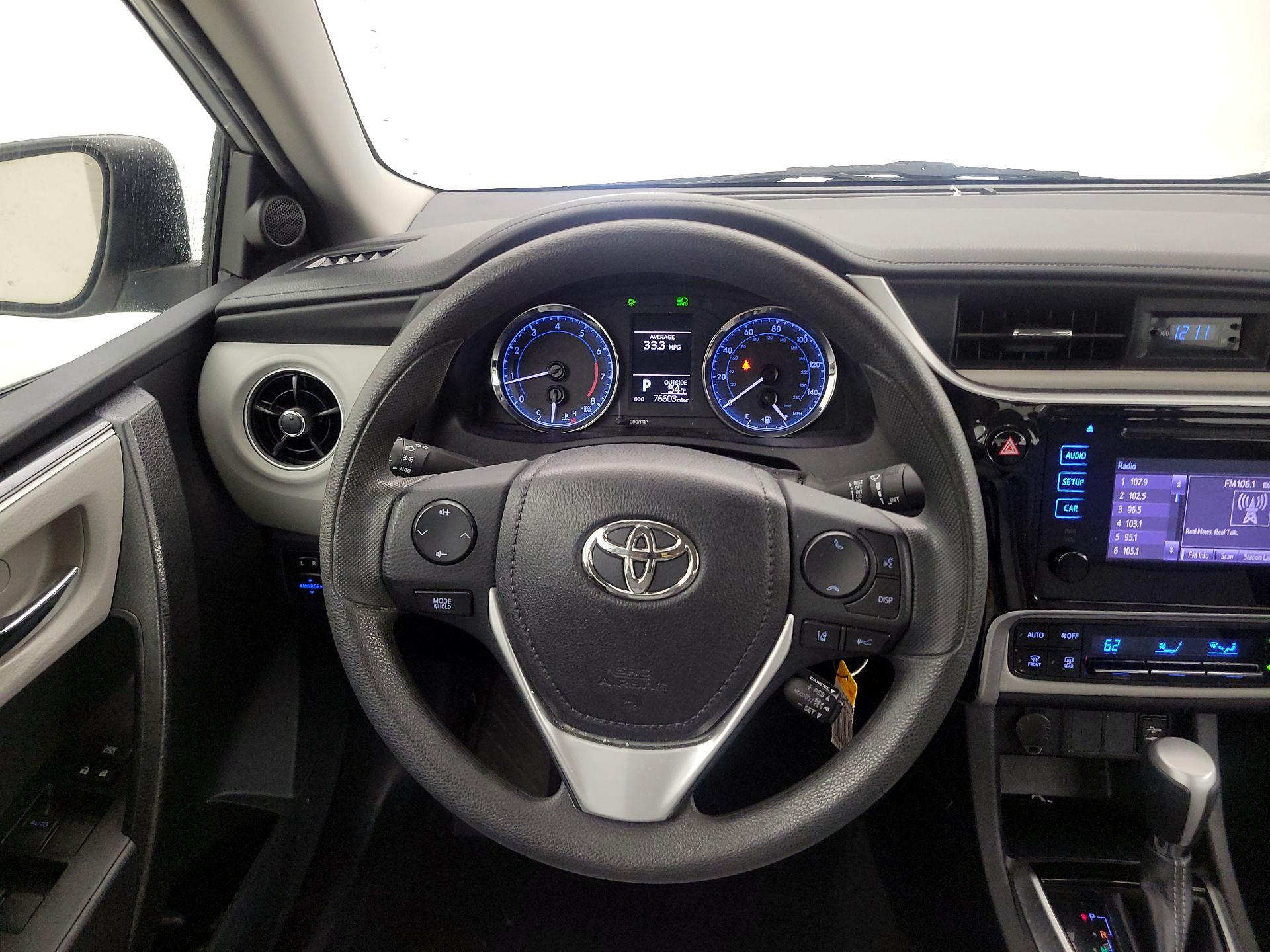 Thumbnail: 2019 Toyota Corolla - 10