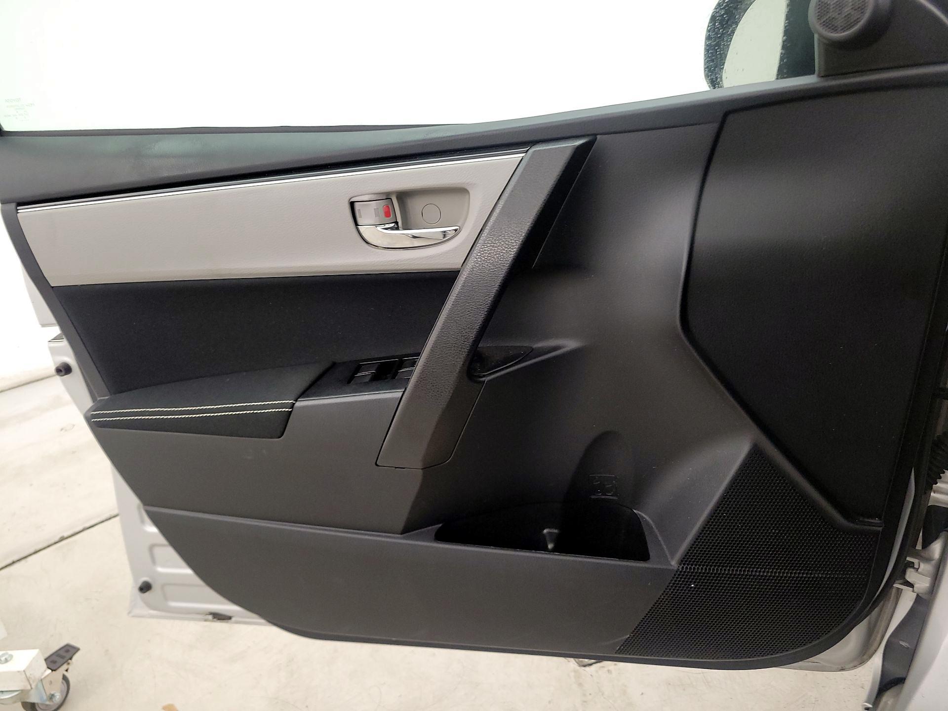 Thumbnail: 2019 Toyota Corolla - 12