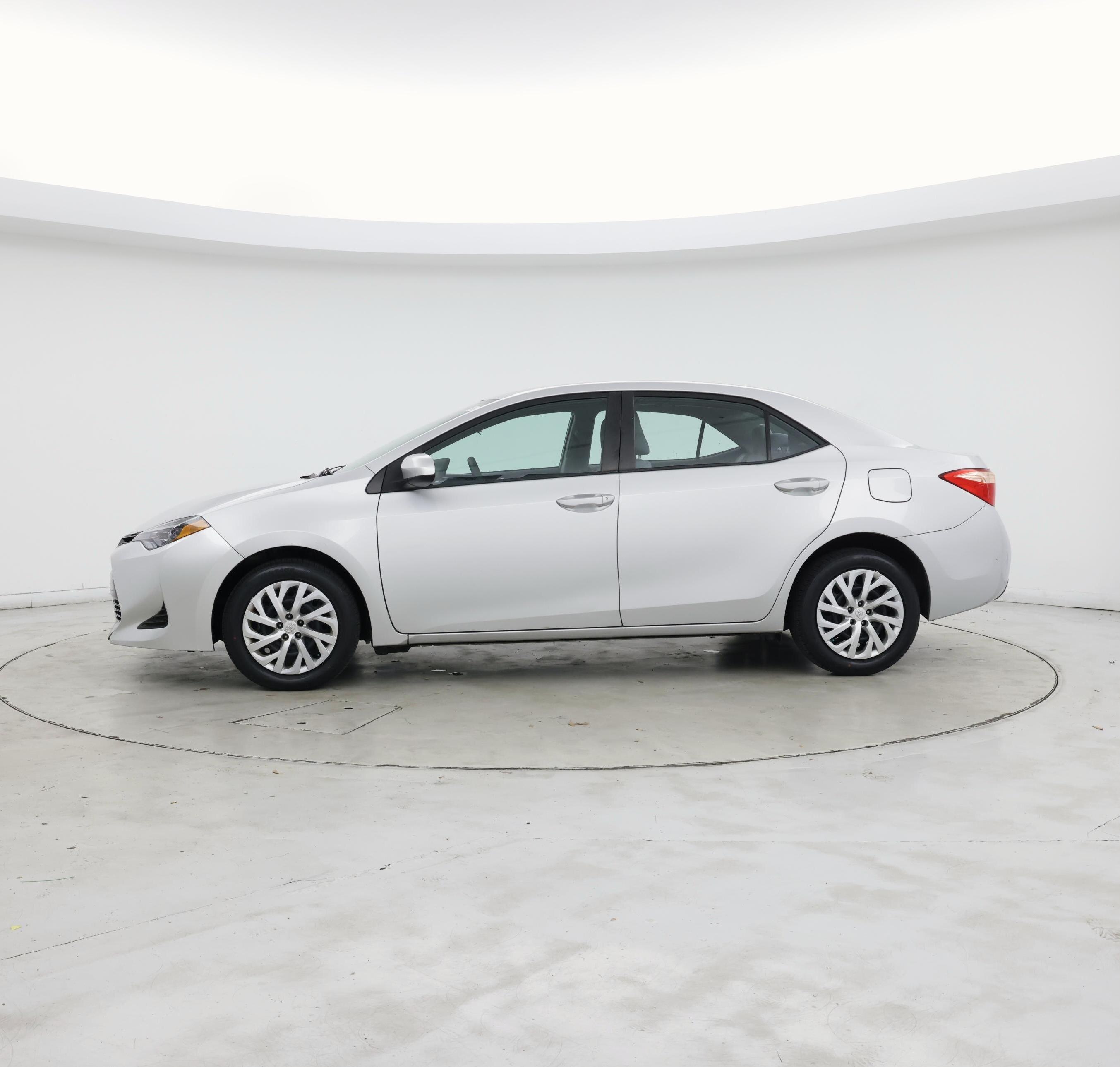 Thumbnail: 2019 Toyota Corolla - 3