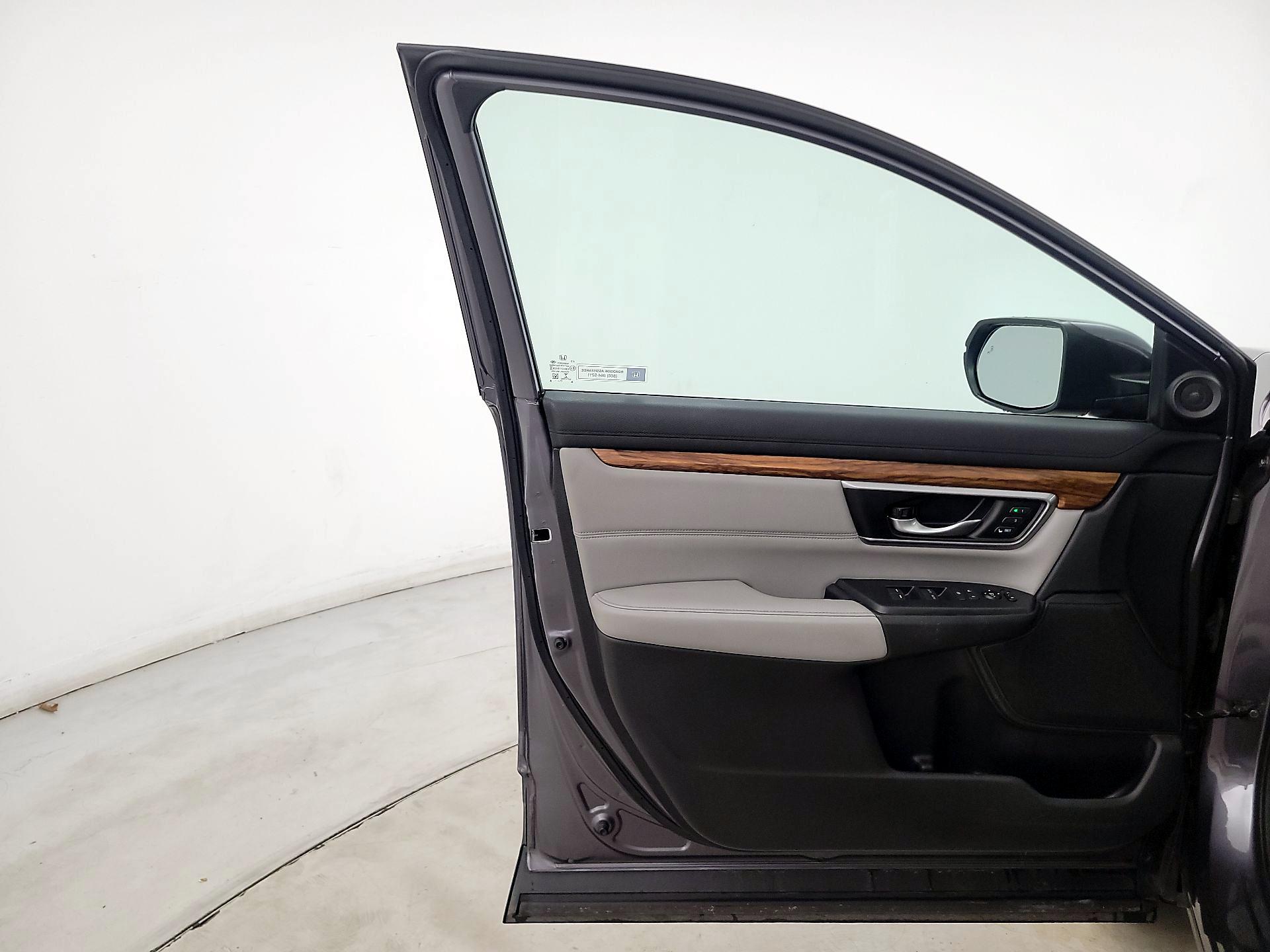 Thumbnail: 2017 Honda CR-V - 12