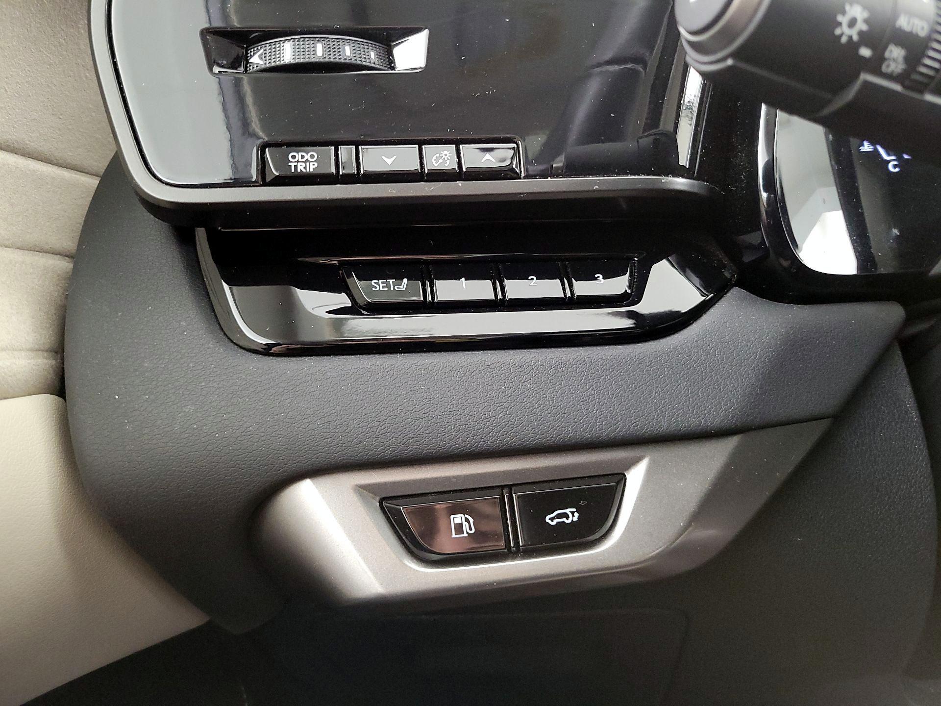 Thumbnail: 2023 Lexus RX - 13