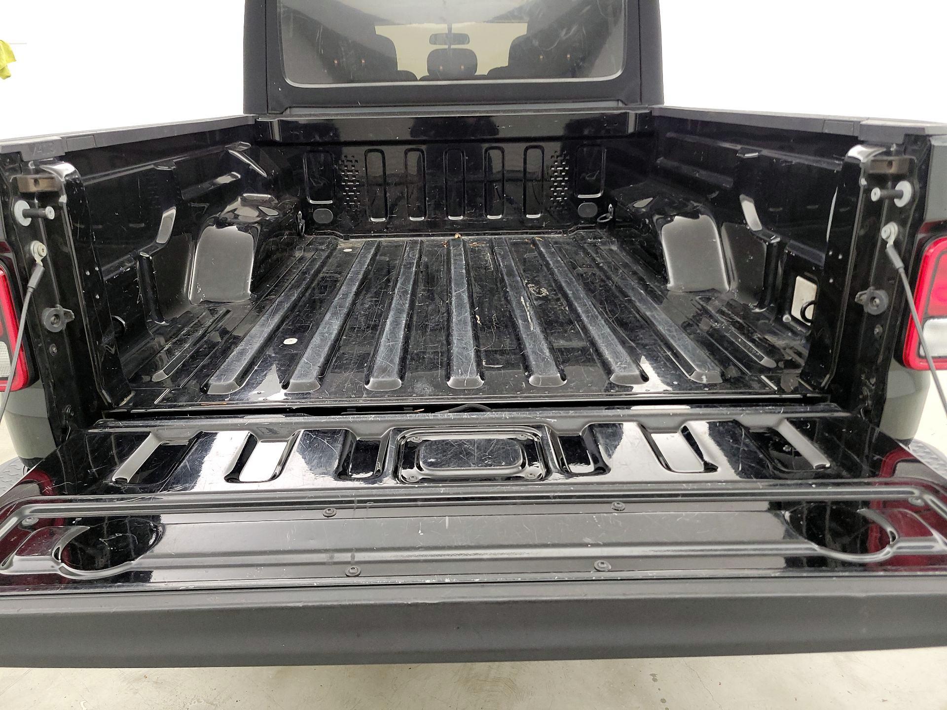 Thumbnail: 2020 Jeep Gladiator - 20