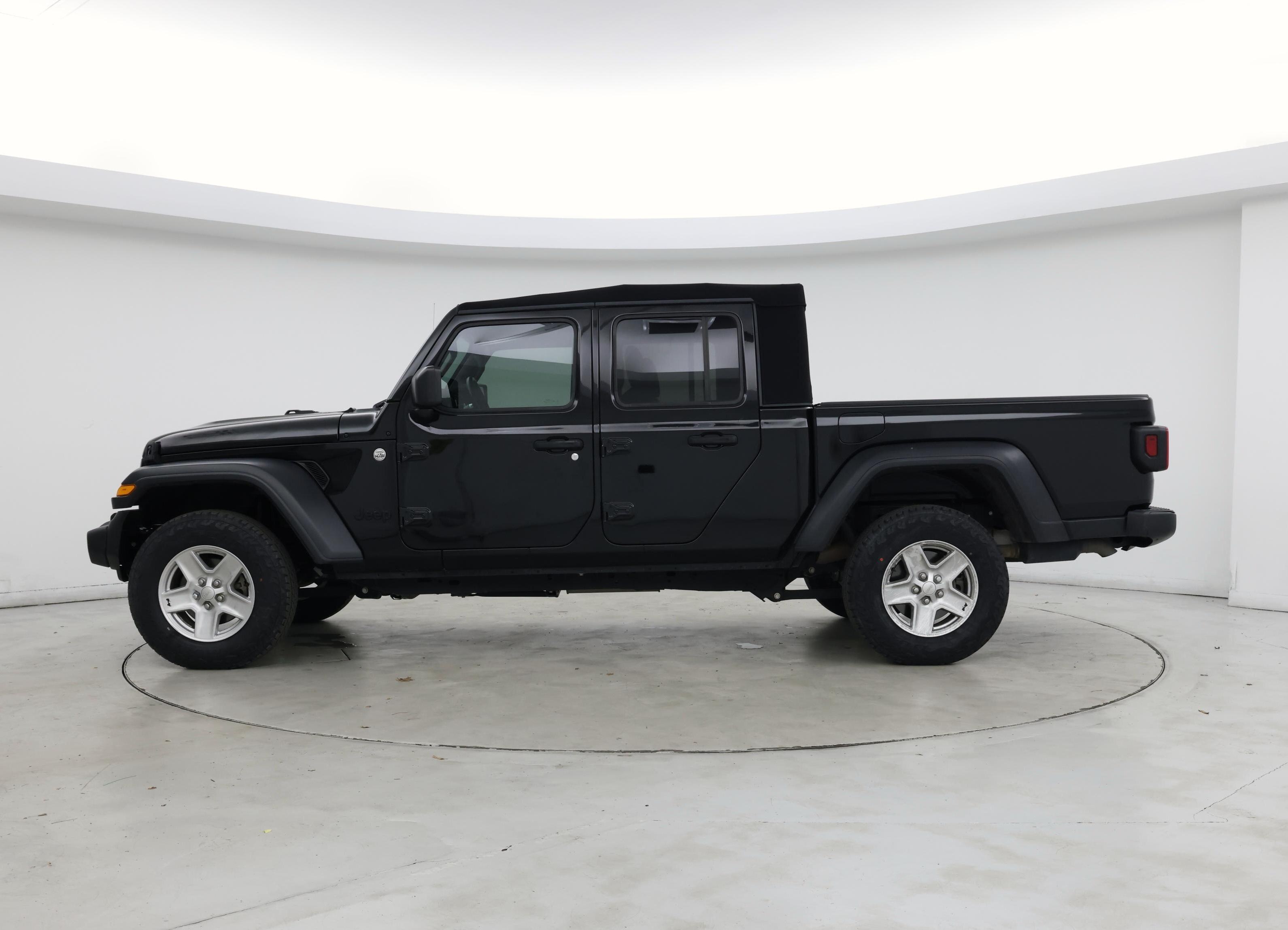 Thumbnail: 2020 Jeep Gladiator - 3