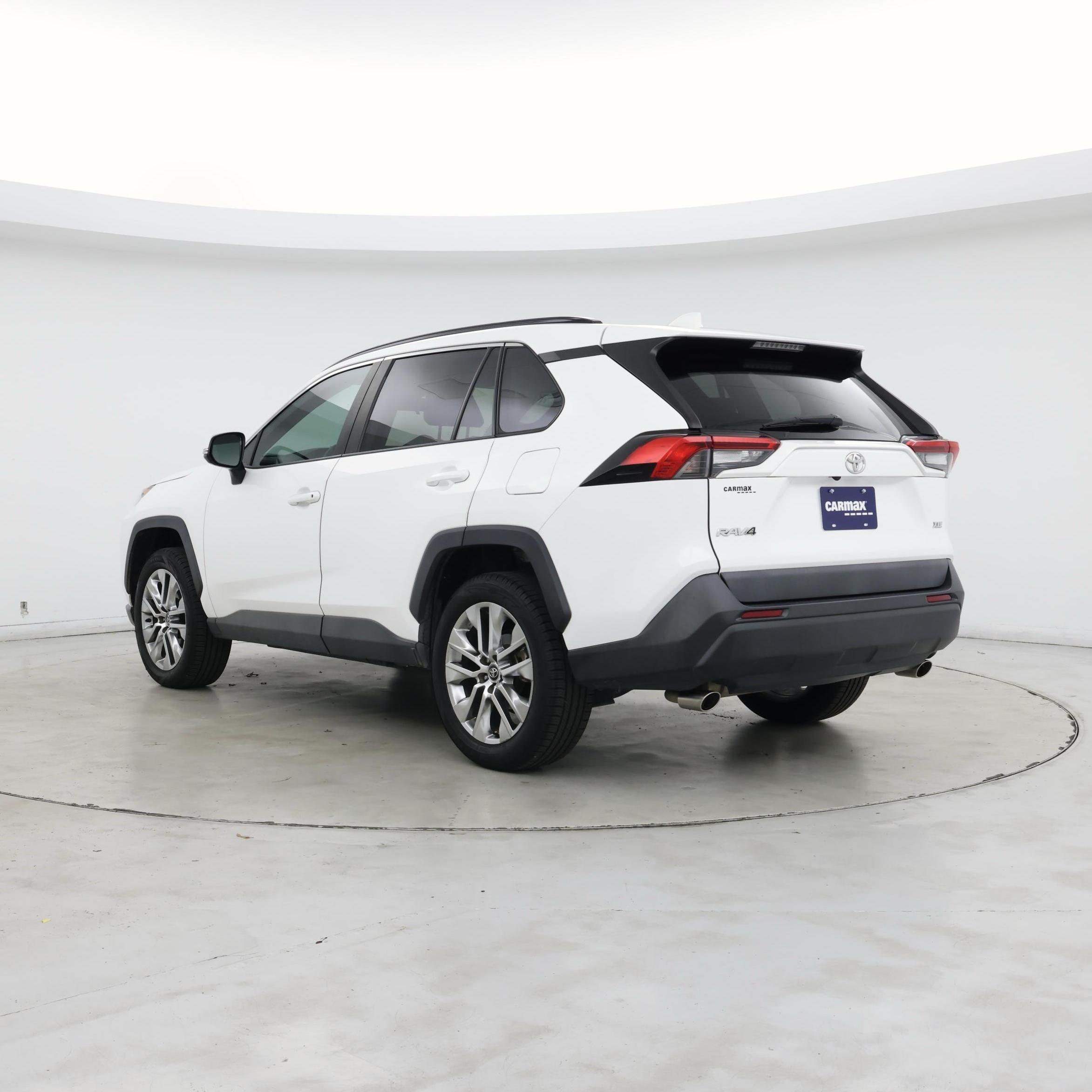 Thumbnail: 2020 Toyota RAV4 - 2