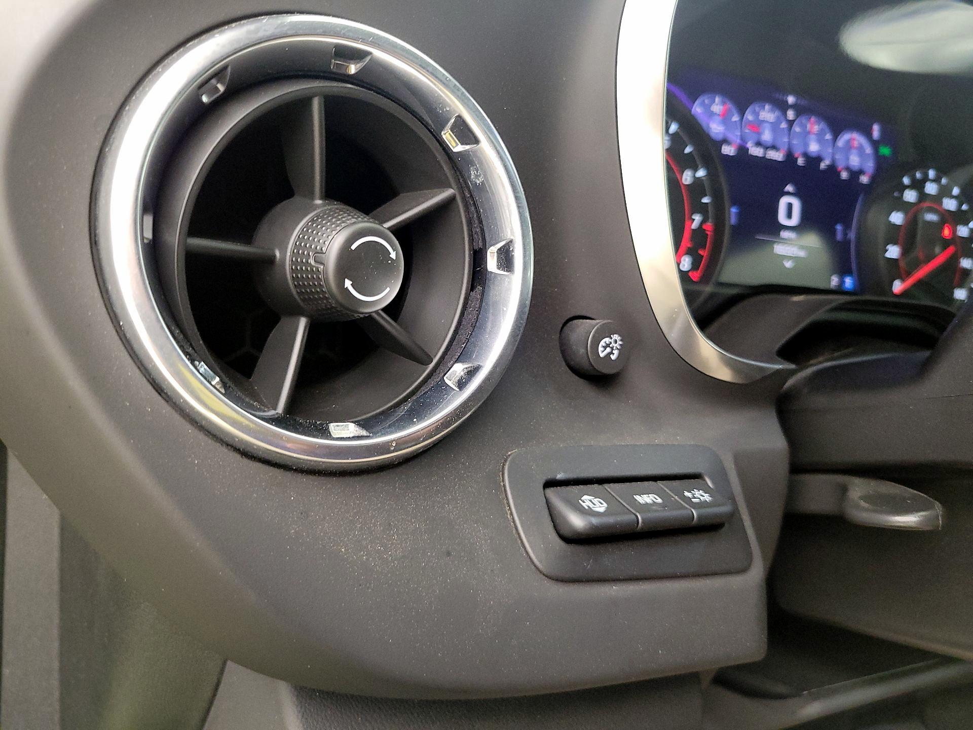 Thumbnail: 2020 Chevrolet Camaro - 13