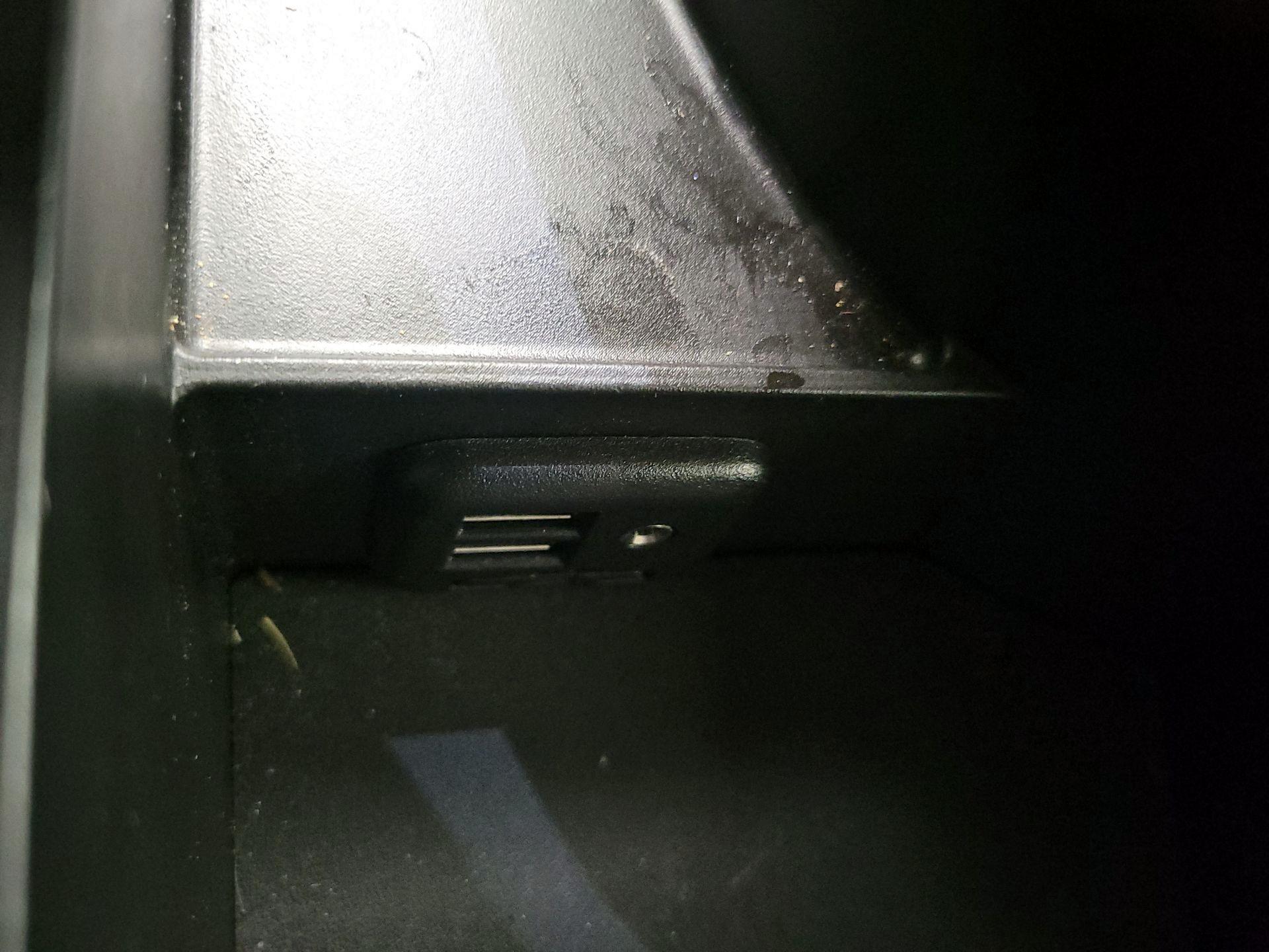 Thumbnail: 2020 Chevrolet Camaro - 19