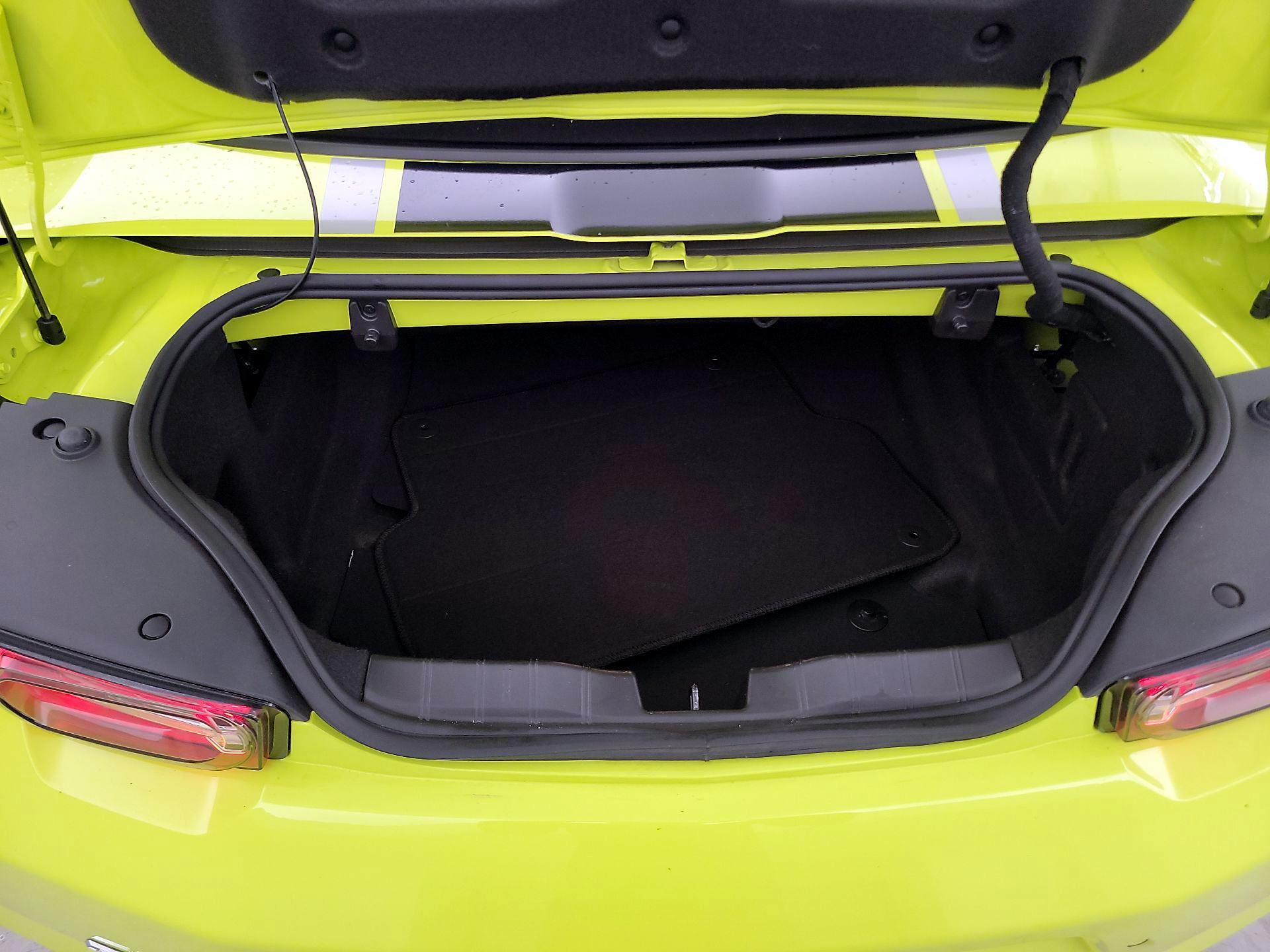 Thumbnail: 2020 Chevrolet Camaro - 20