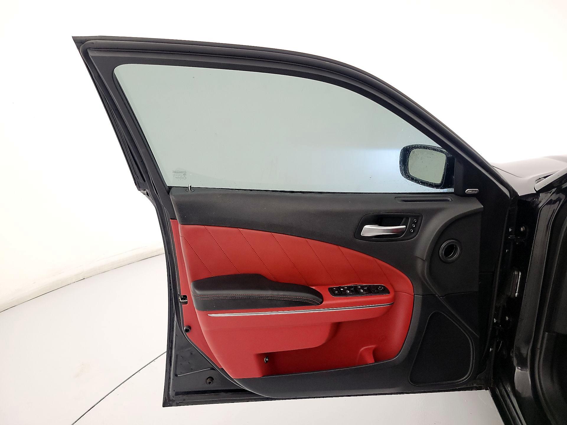 Thumbnail: 2015 Dodge Charger - 12