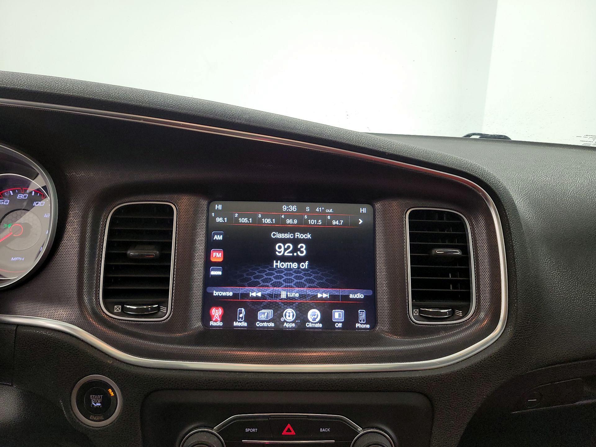 Thumbnail: 2015 Dodge Charger - 14