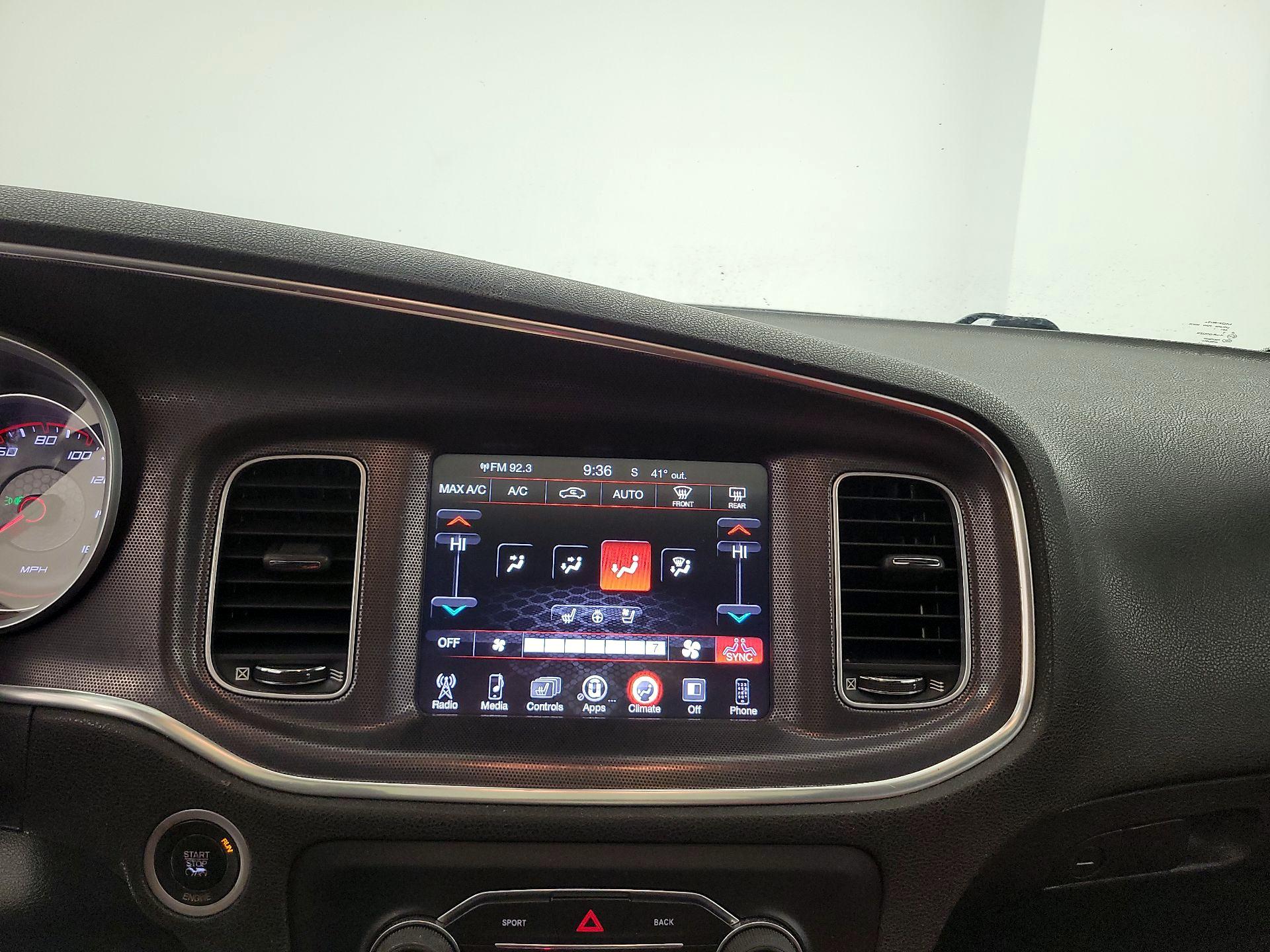 Thumbnail: 2015 Dodge Charger - 15