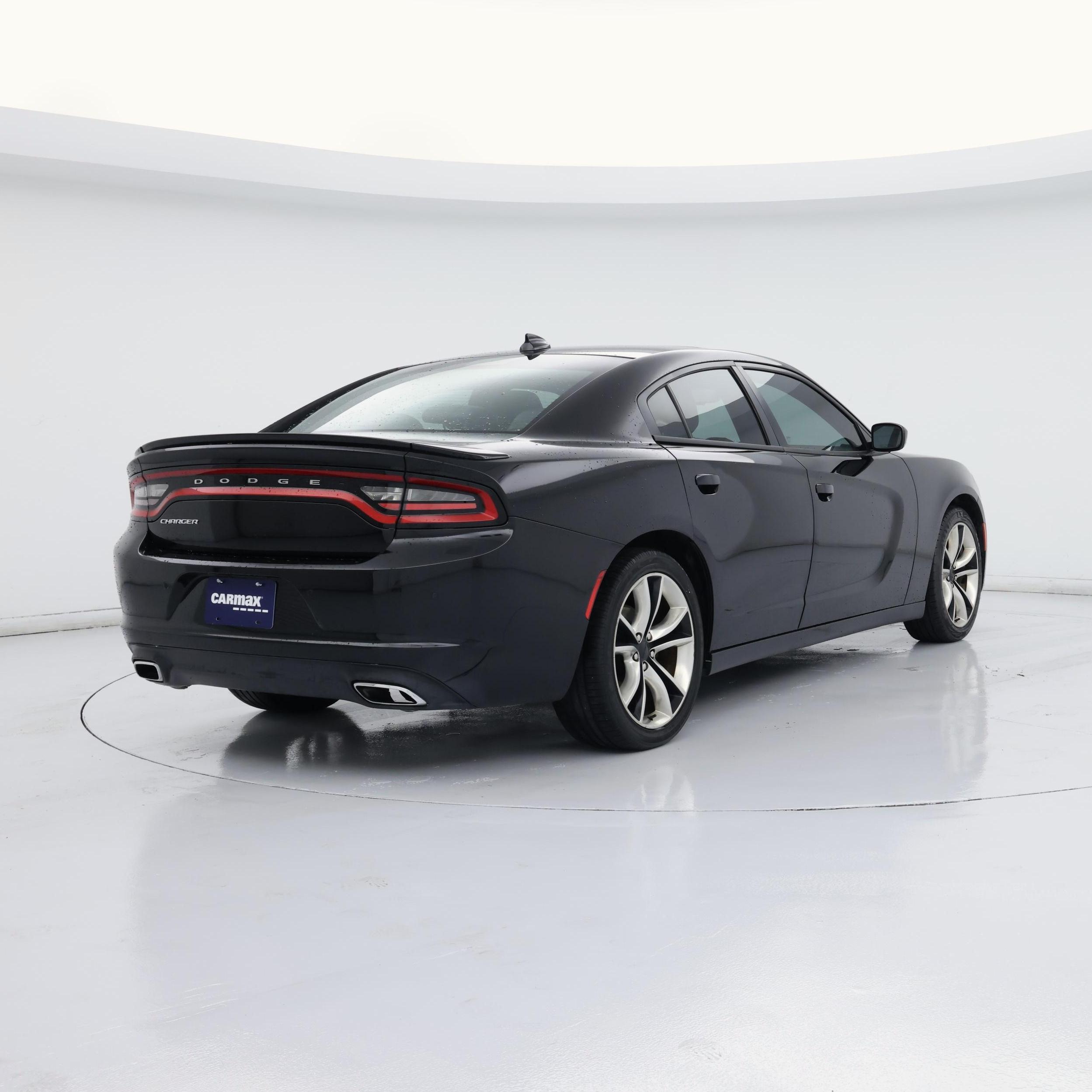 Thumbnail: 2015 Dodge Charger - 8