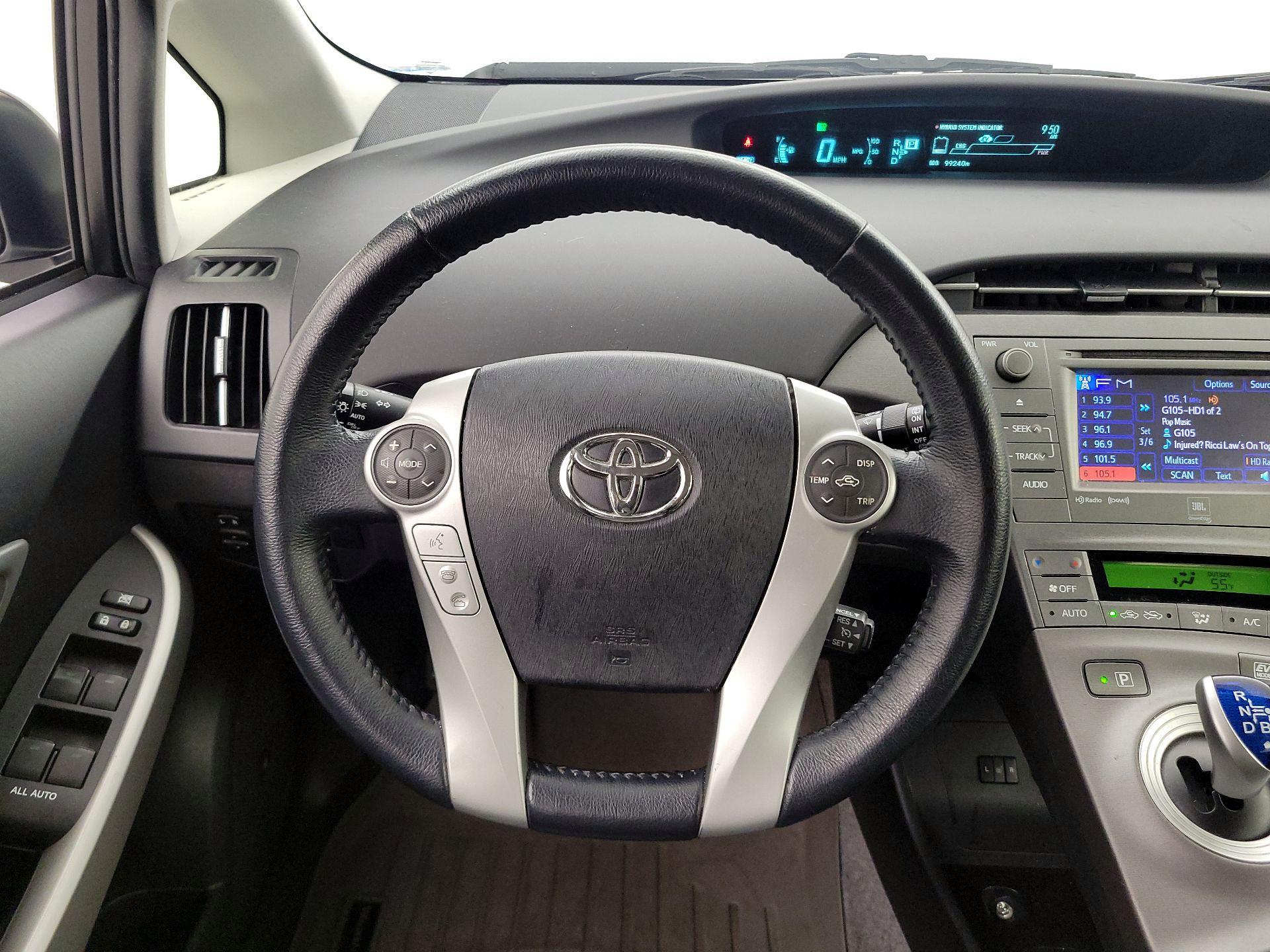 Thumbnail: 2015 Toyota Prius - 10