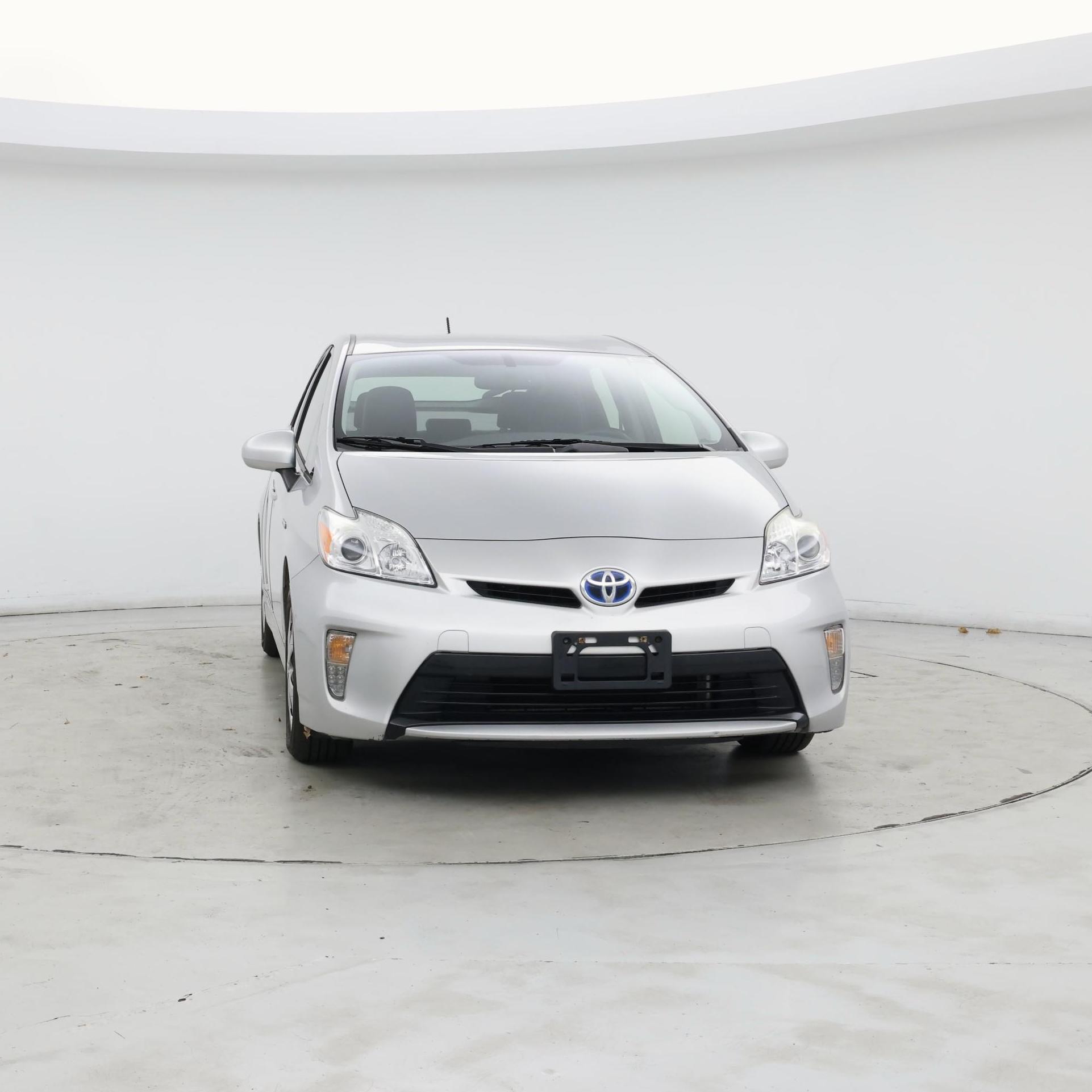 Thumbnail: 2015 Toyota Prius - 5