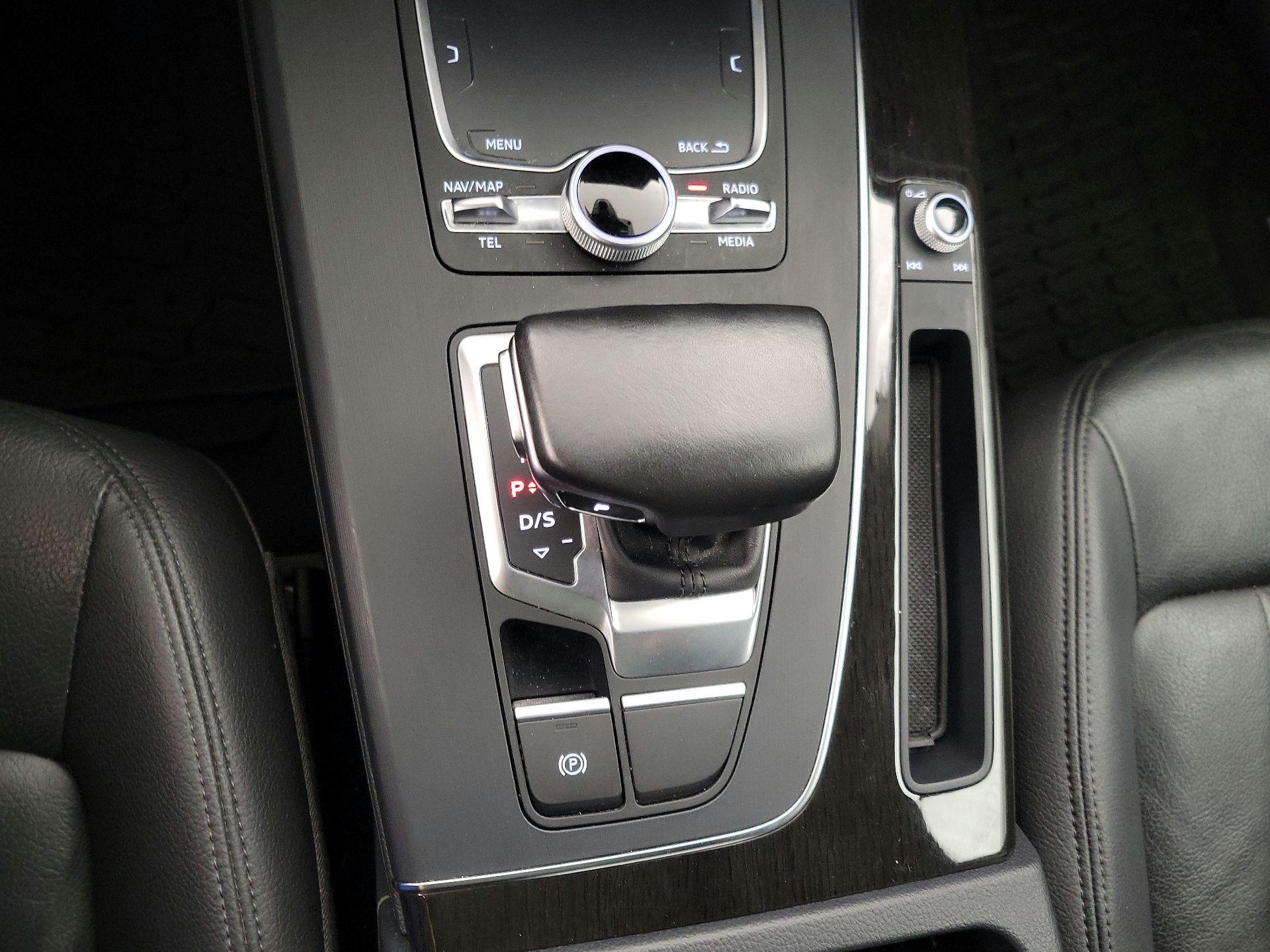 Thumbnail: 2018 Audi Q5 - 17