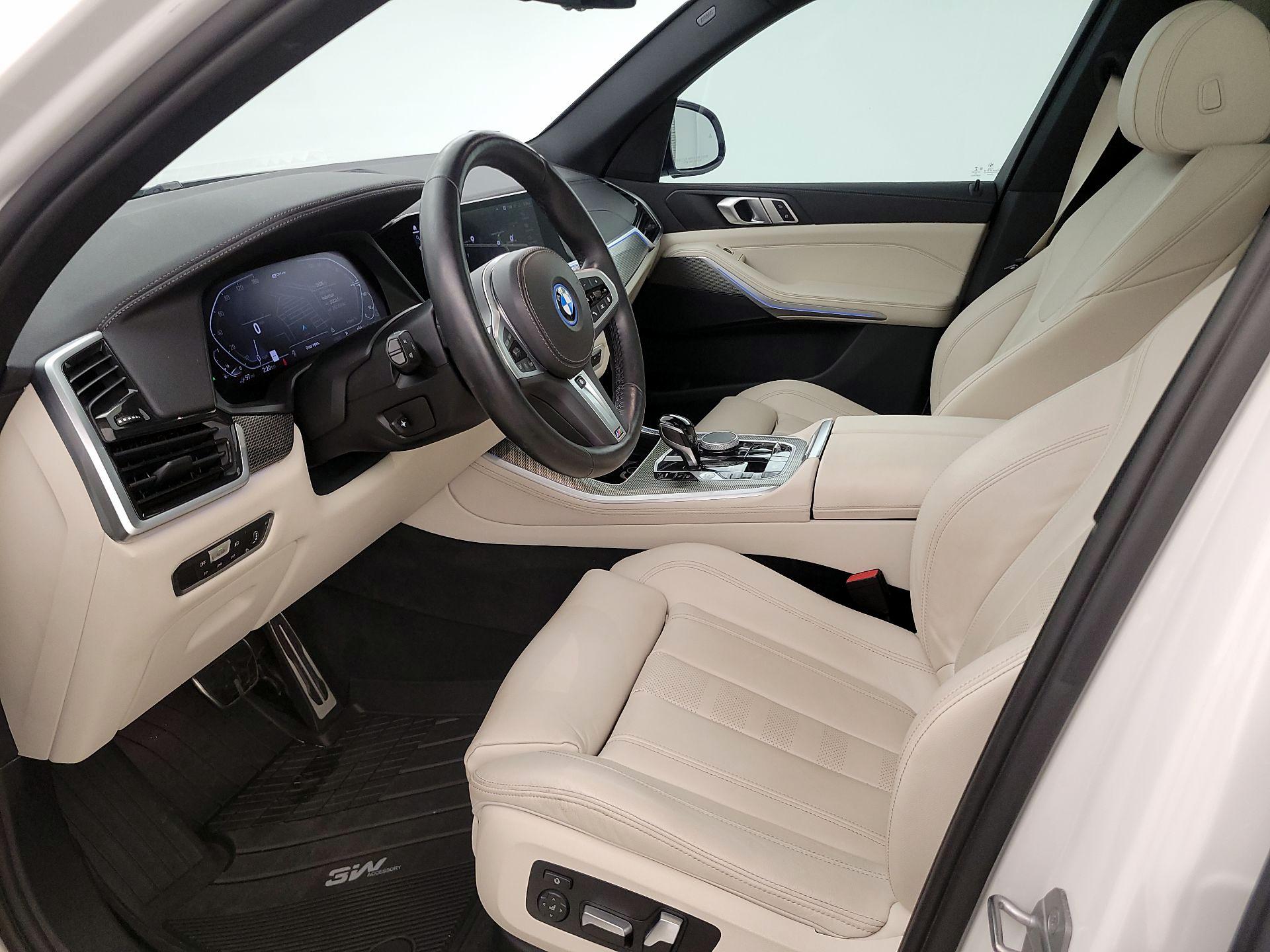 Thumbnail: 2022 BMW X5 - 11