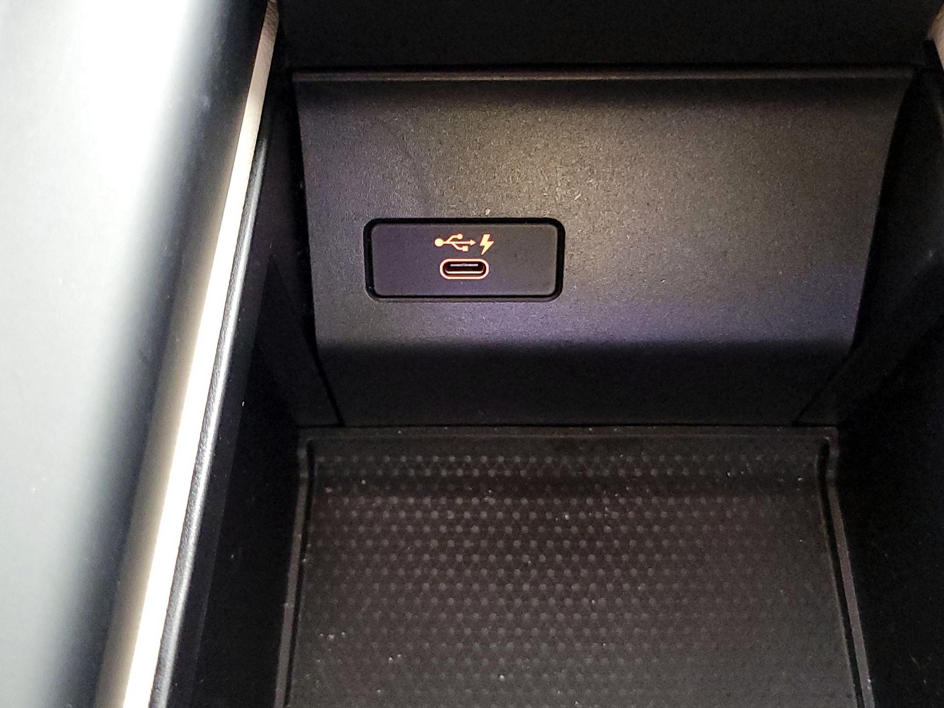 Thumbnail: 2022 BMW X5 - 19