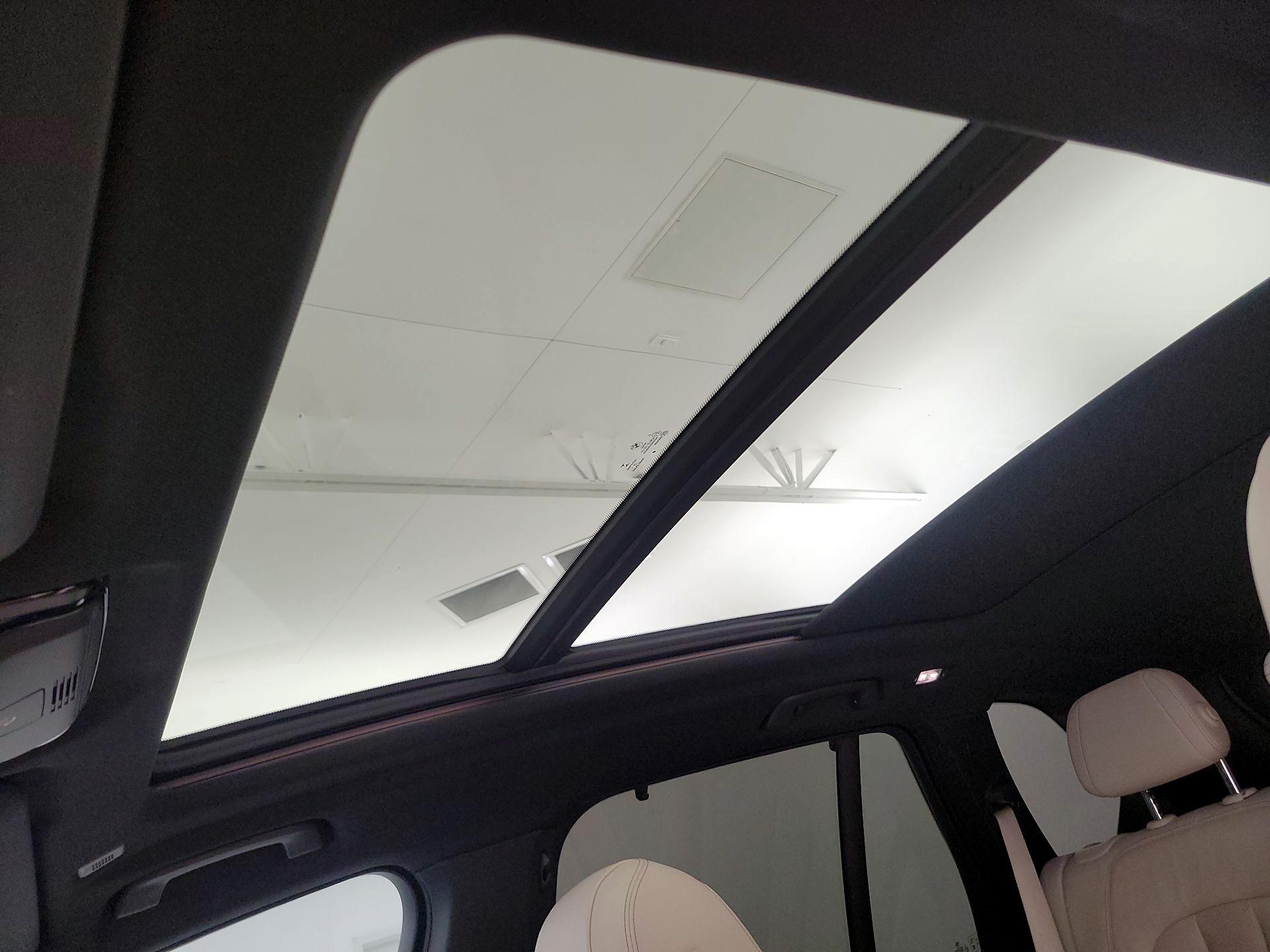 Thumbnail: 2022 BMW X5 - 20